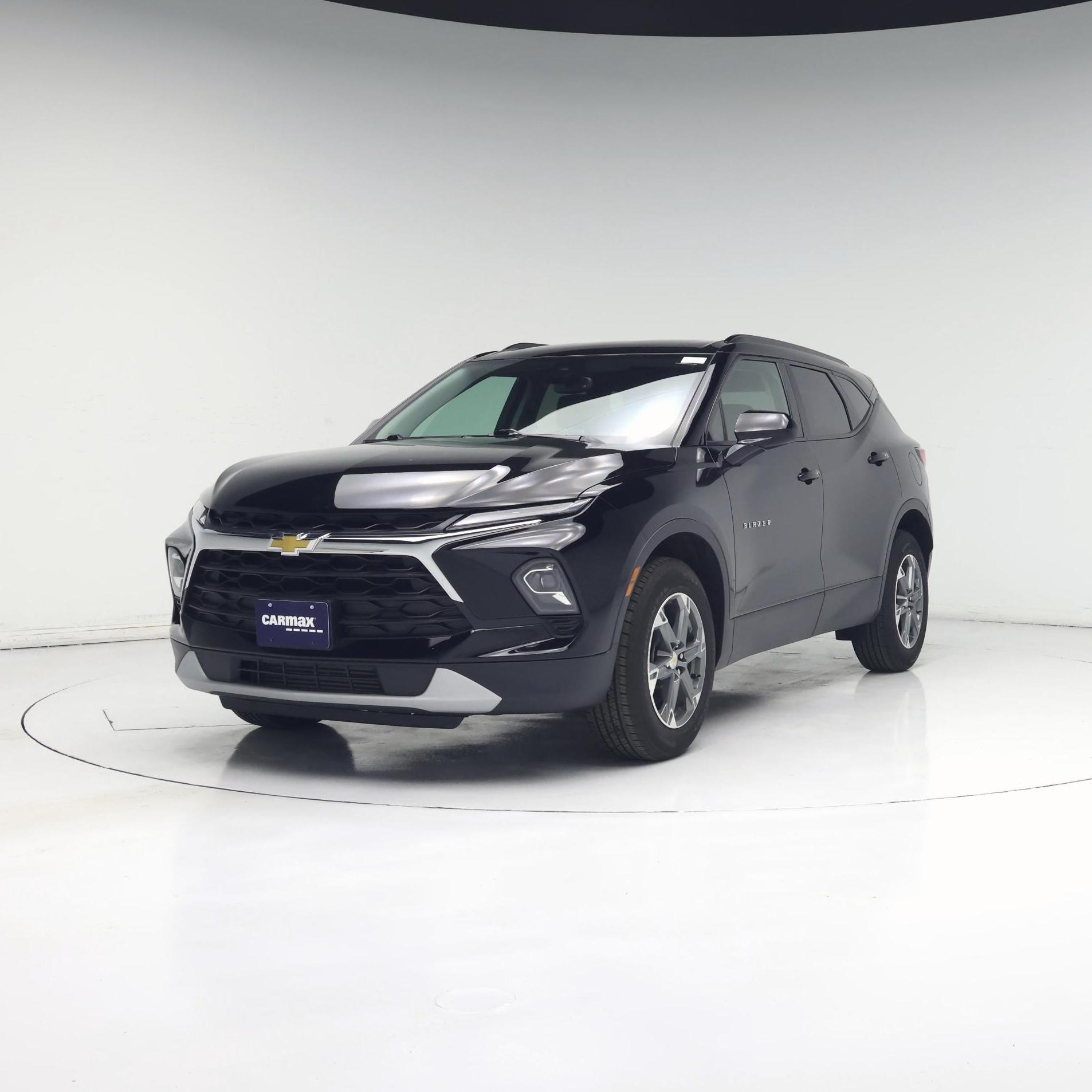 Thumbnail: 2023 Chevrolet Blazer - 4