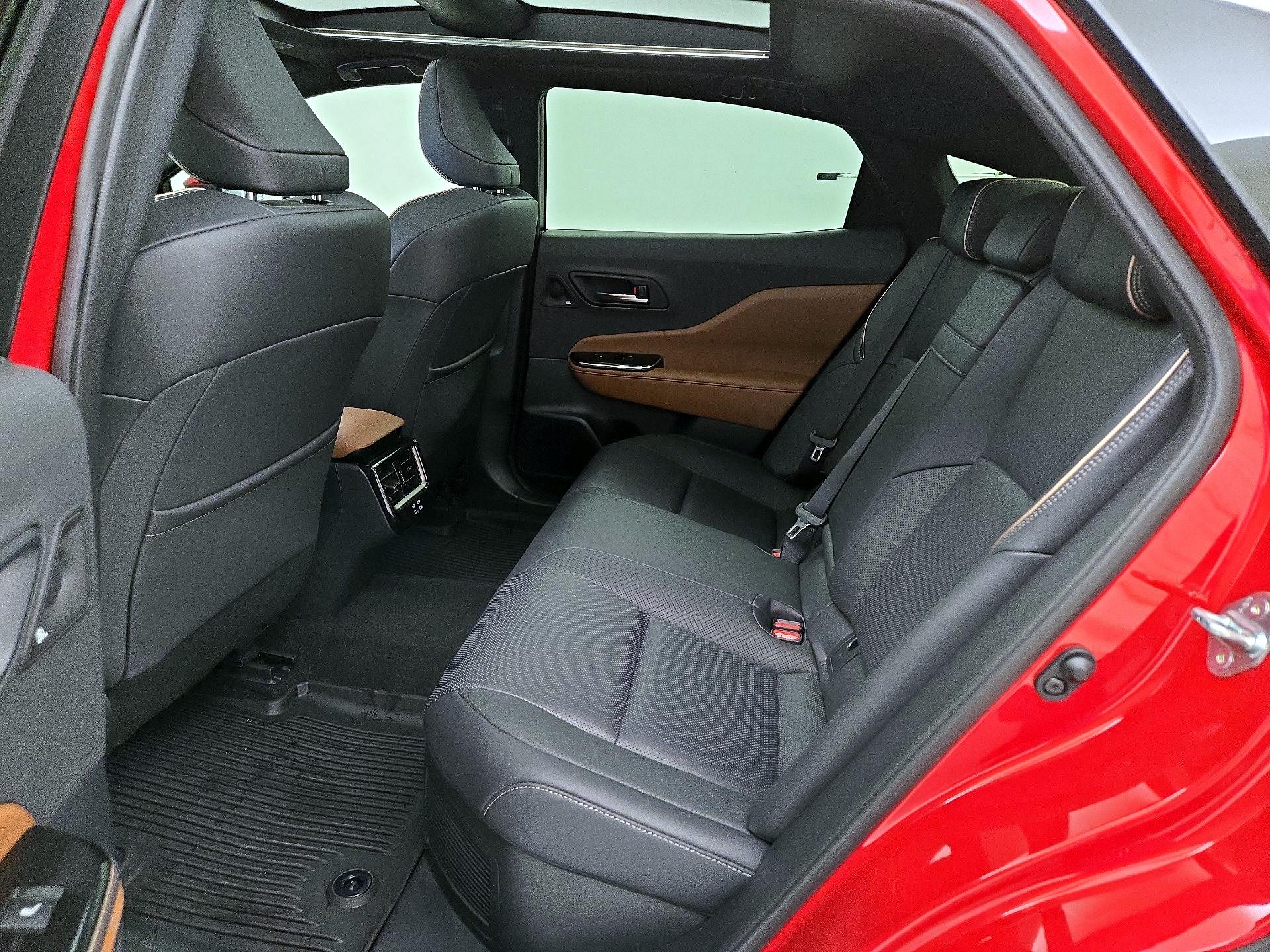 Thumbnail: 2025 Toyota Crown - 20