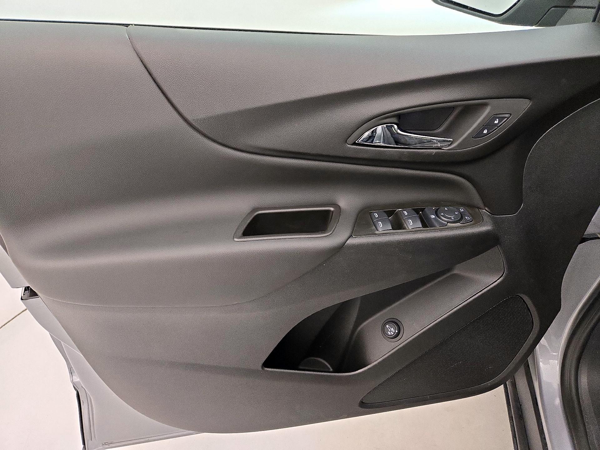 Thumbnail: 2024 Chevrolet Equinox - 12