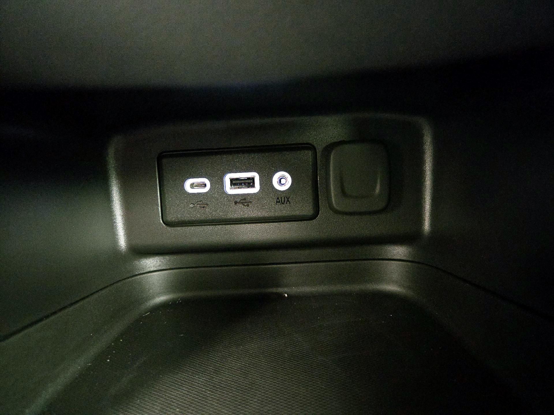 Thumbnail: 2024 Chevrolet Equinox - 18