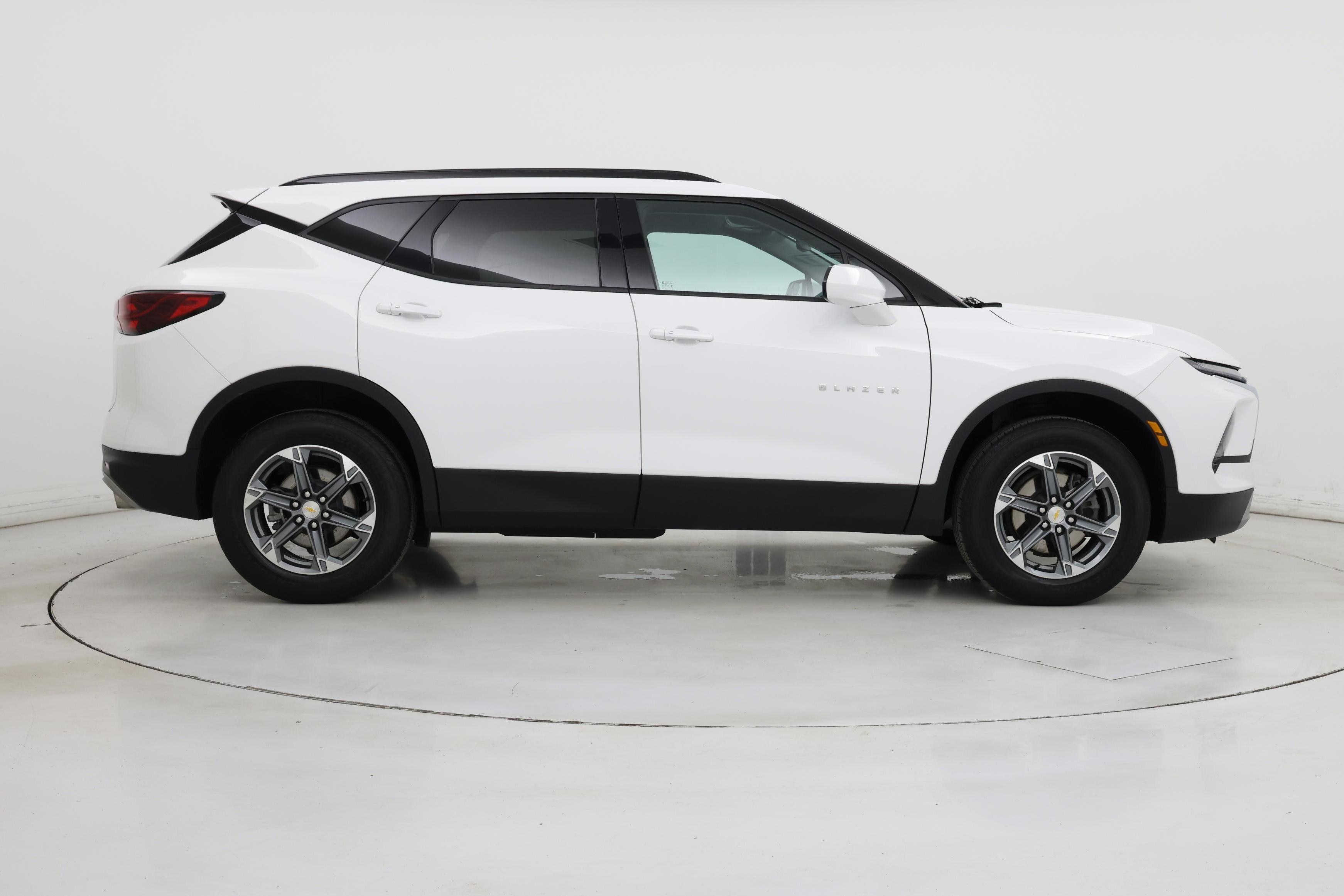 Thumbnail: 2024 Chevrolet Blazer - 7