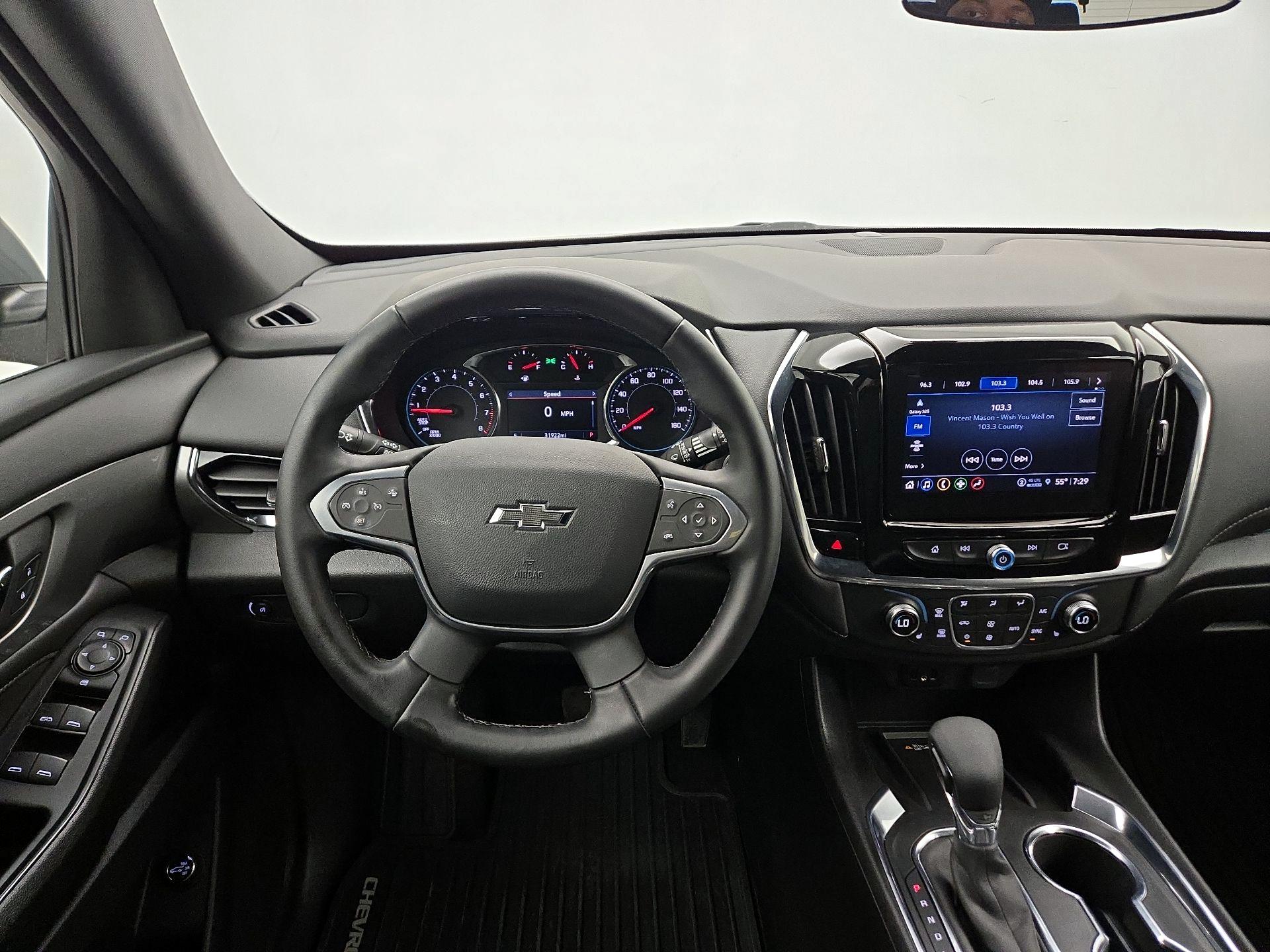 Thumbnail: 2023 Chevrolet Traverse - 10