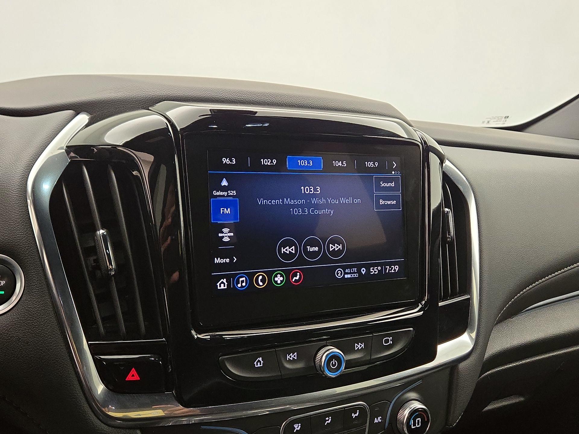 Thumbnail: 2023 Chevrolet Traverse - 15