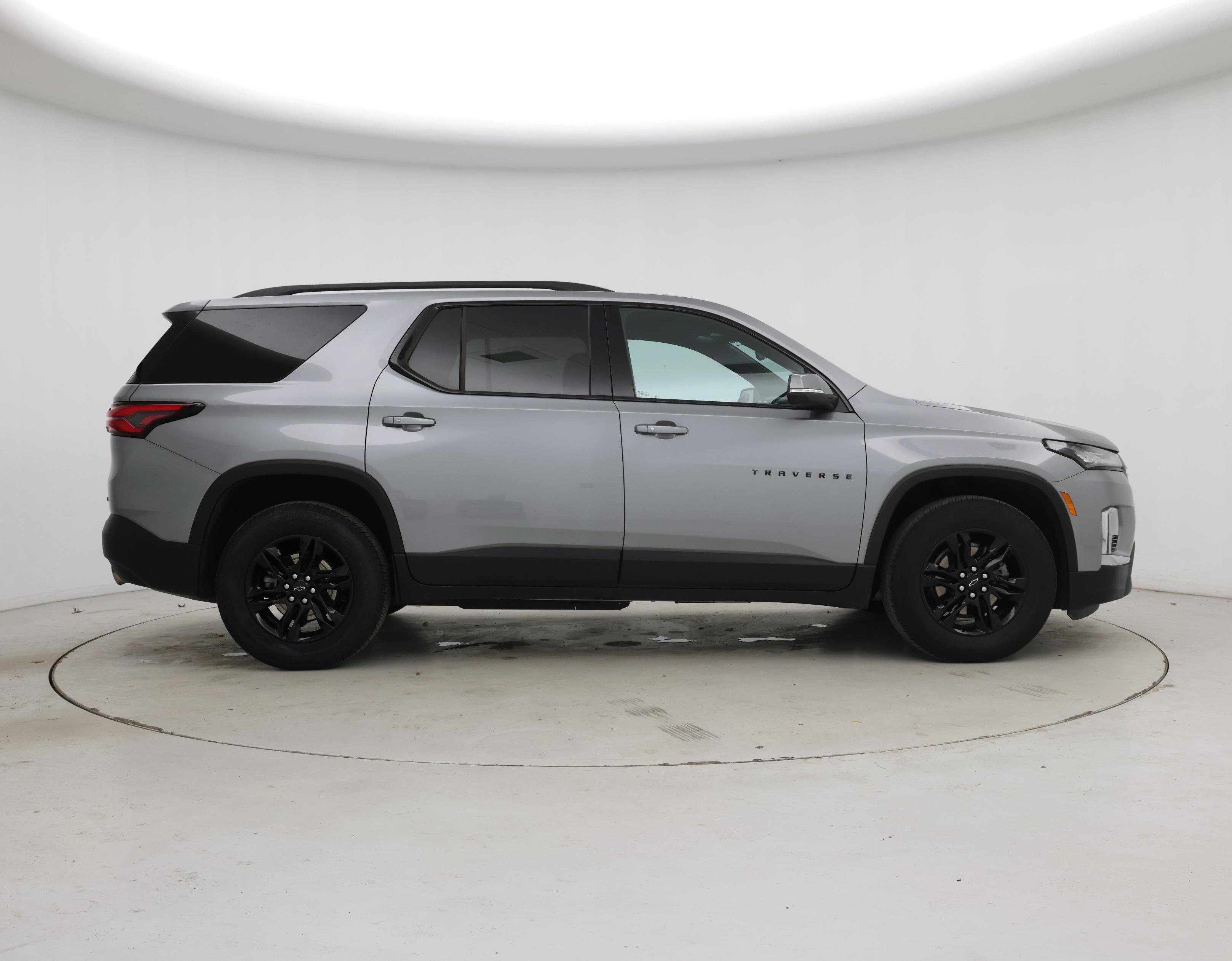 Thumbnail: 2023 Chevrolet Traverse - 7