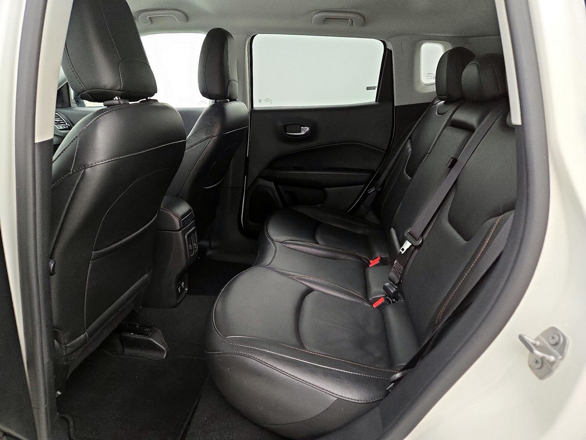 Thumbnail: 2020 Jeep Compass - 19