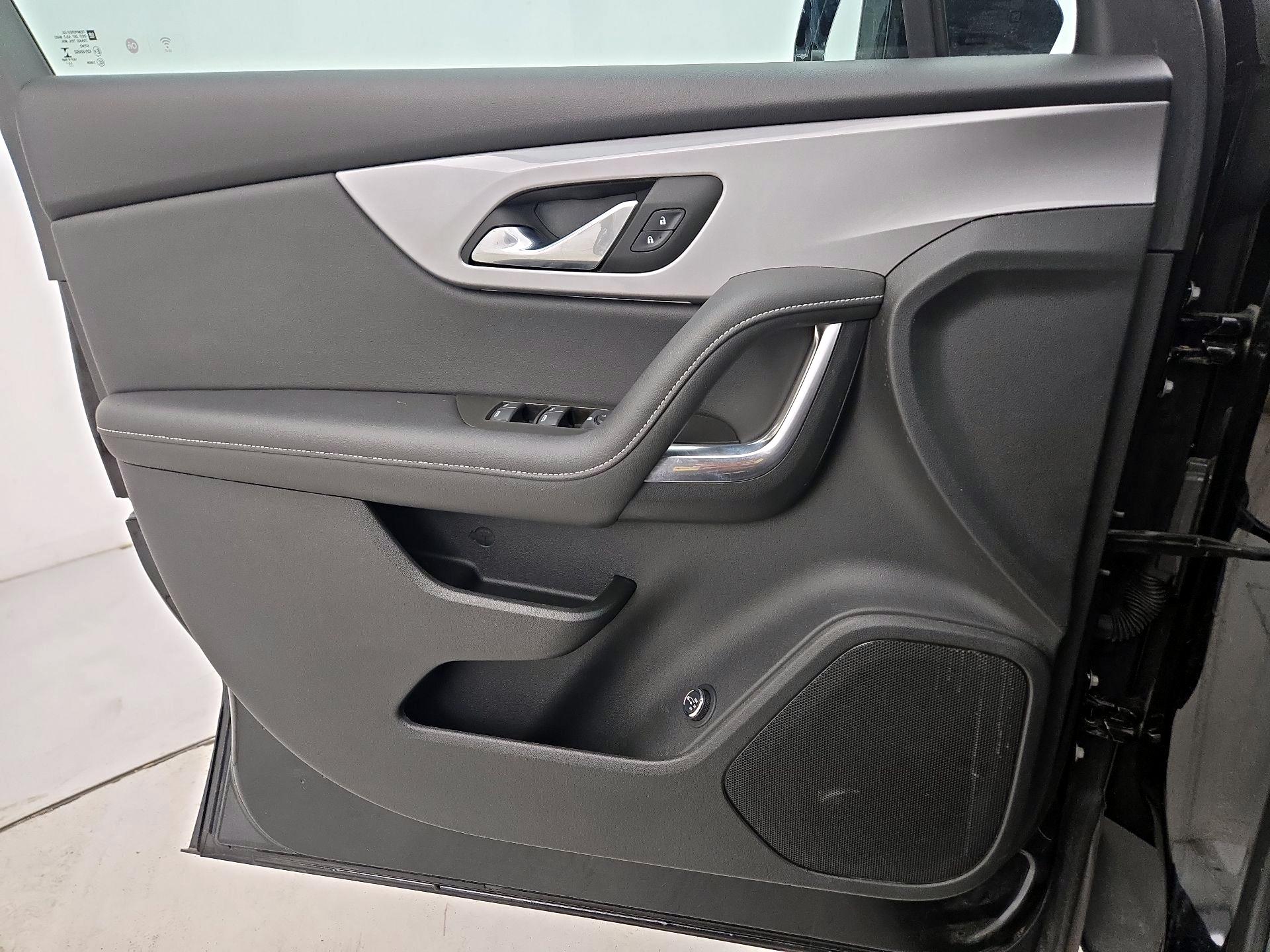 Thumbnail: 2023 Chevrolet Blazer - 12