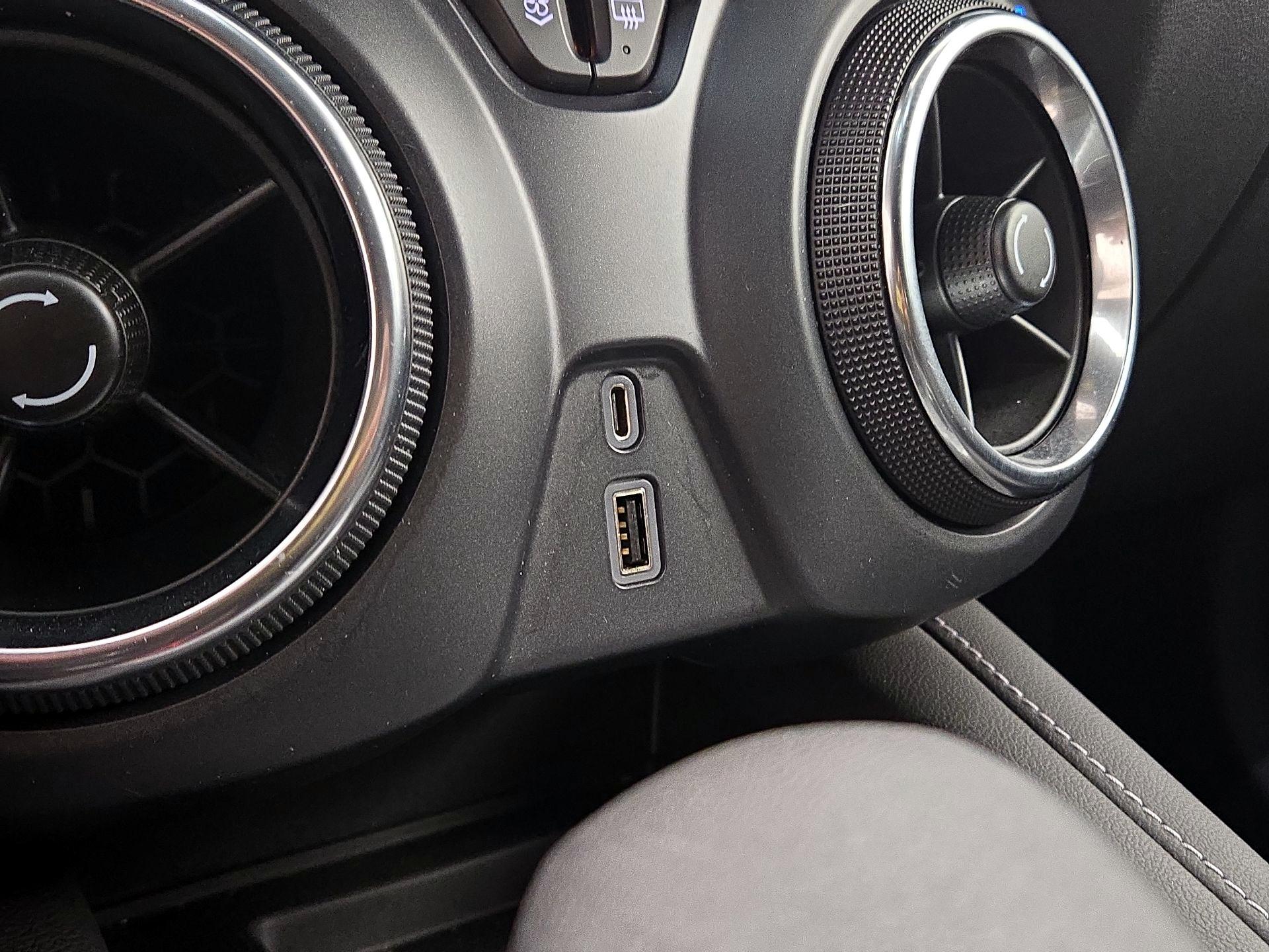 Thumbnail: 2023 Chevrolet Blazer - 18