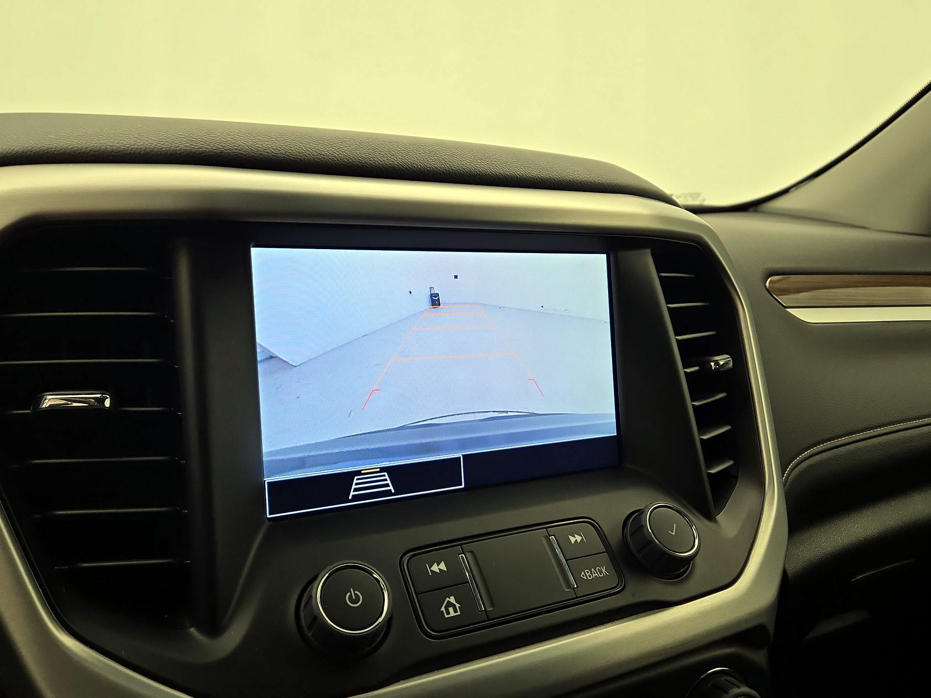 Thumbnail: 2023 GMC Acadia - 14