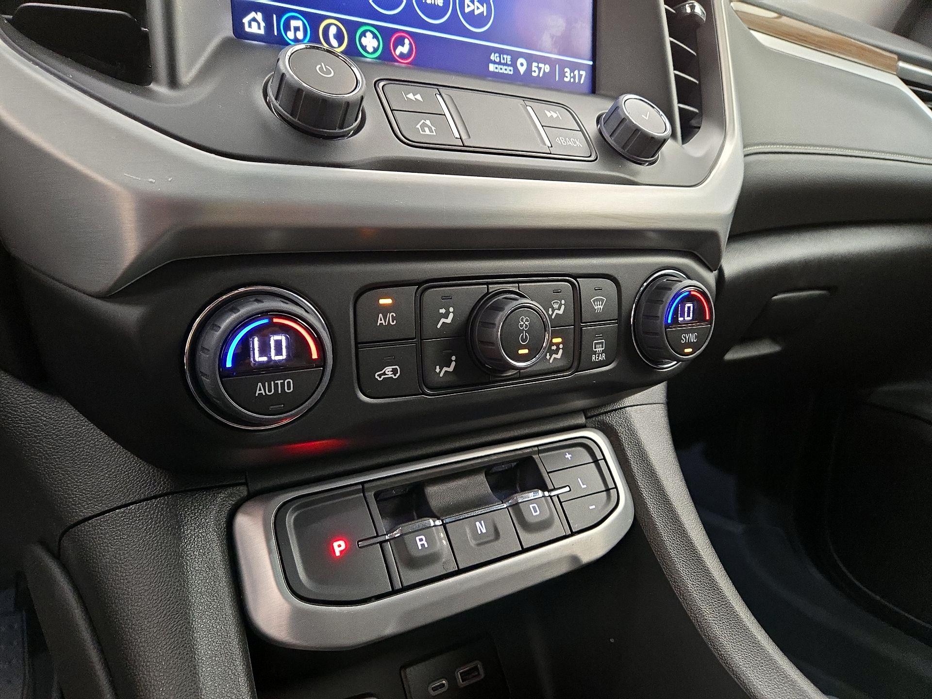 Thumbnail: 2023 GMC Acadia - 16