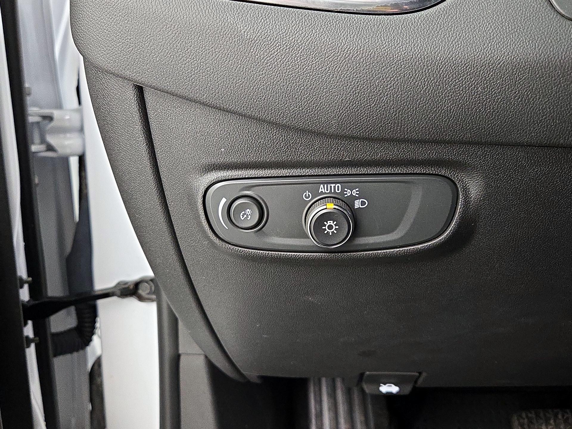 Thumbnail: 2024 Chevrolet Equinox - 13