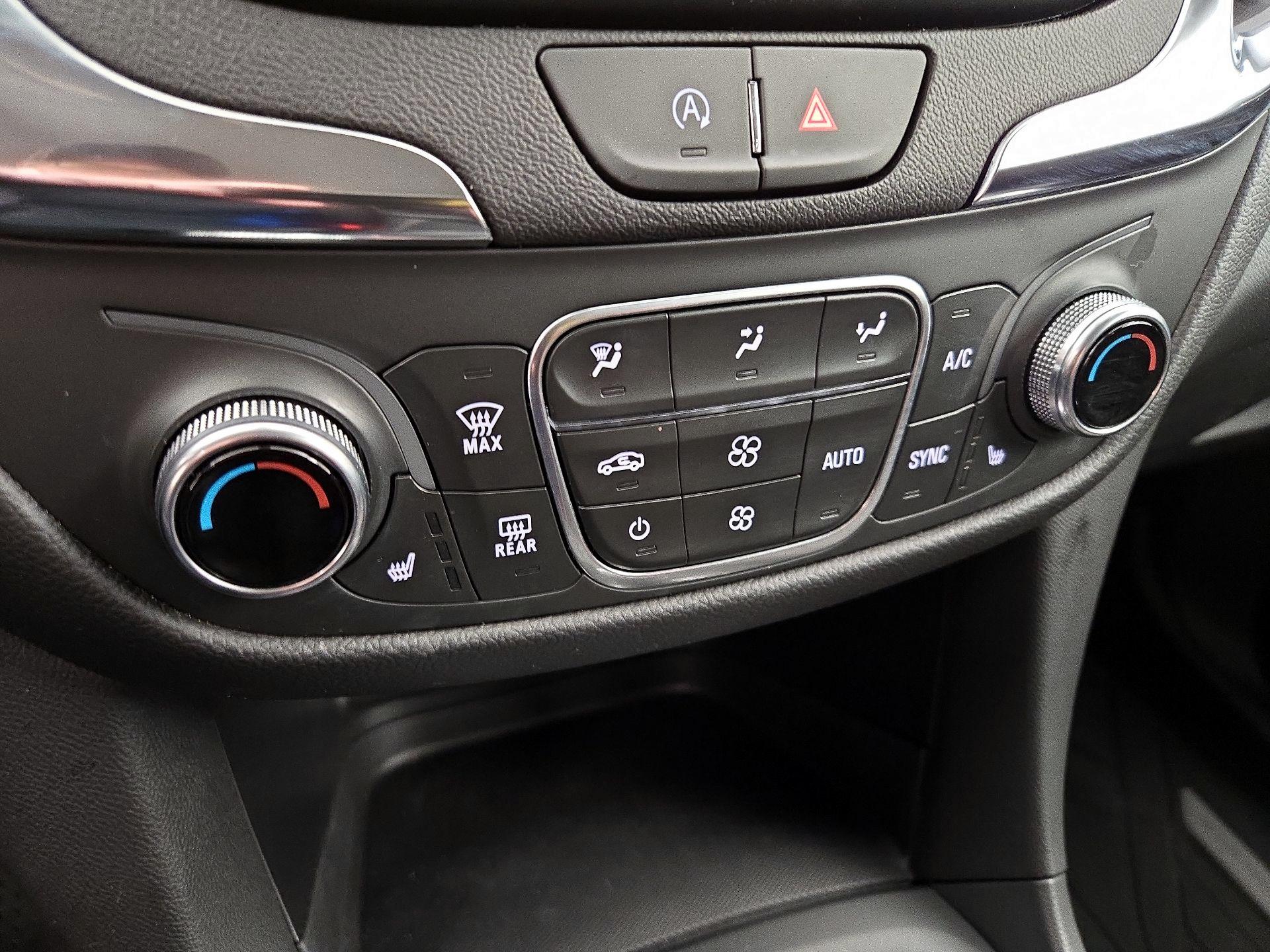 Thumbnail: 2024 Chevrolet Equinox - 16