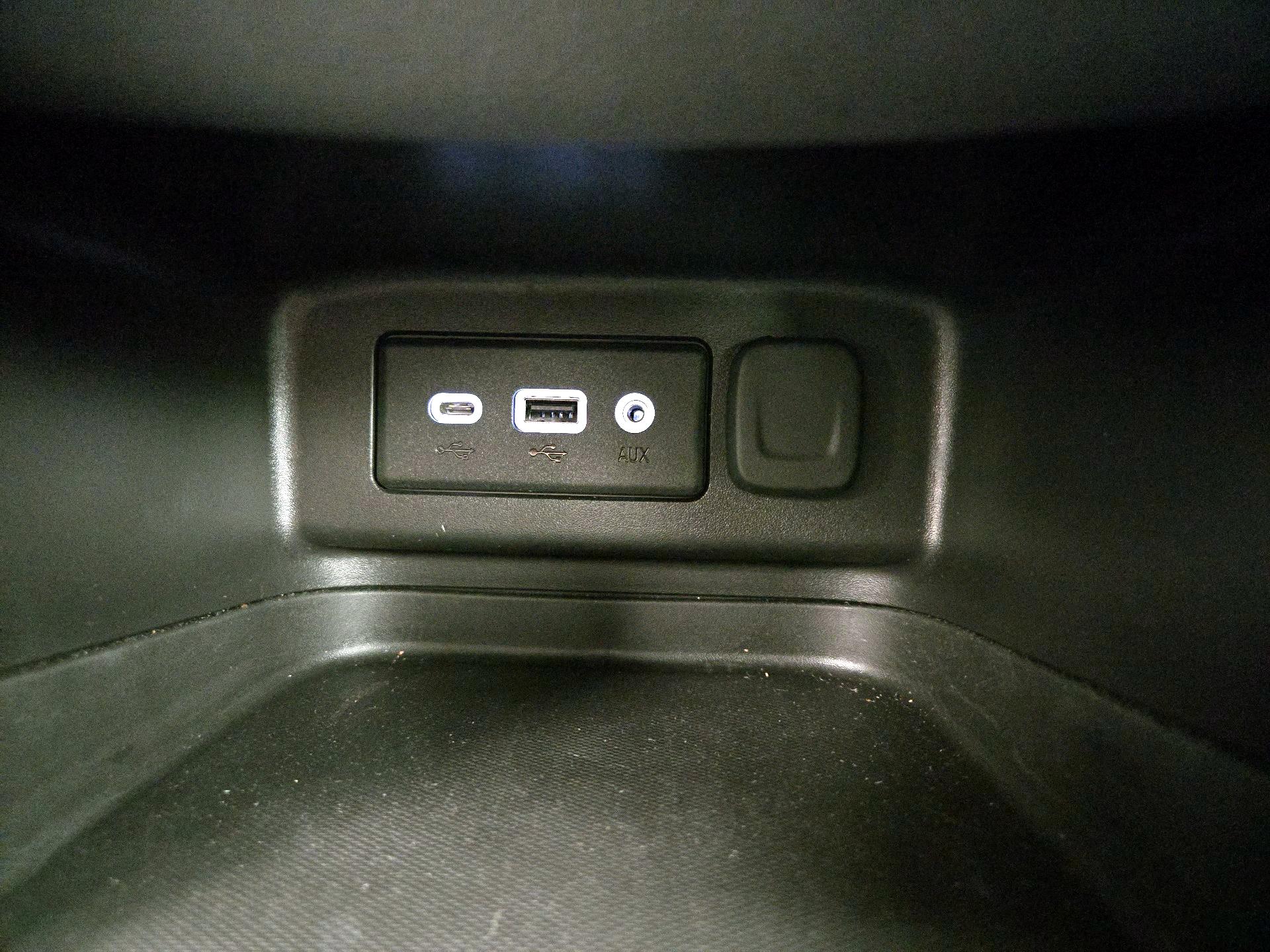 Thumbnail: 2024 Chevrolet Equinox - 18