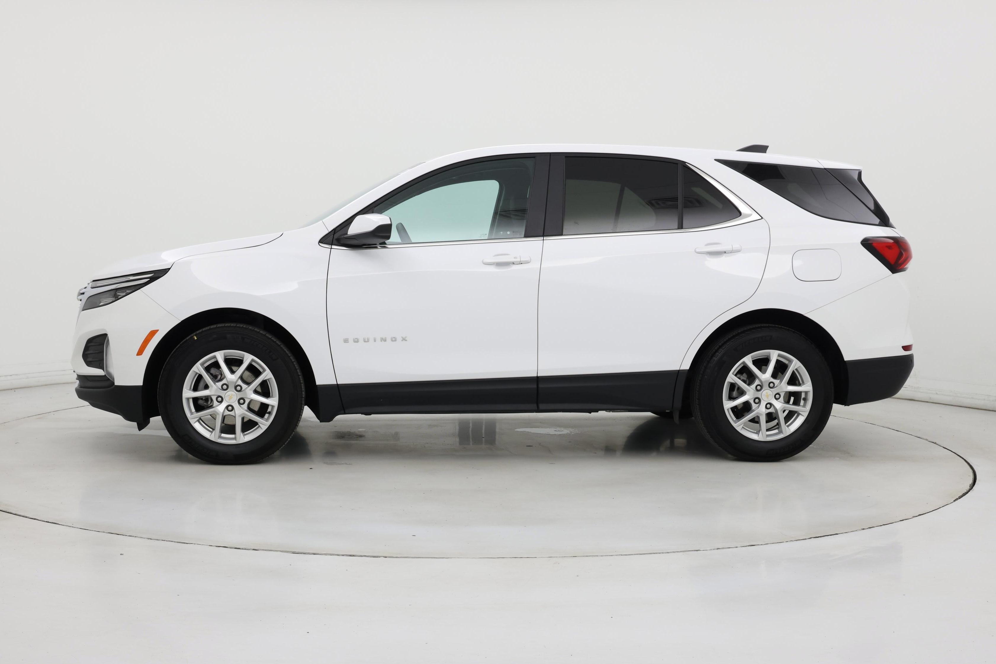 Thumbnail: 2024 Chevrolet Equinox - 3