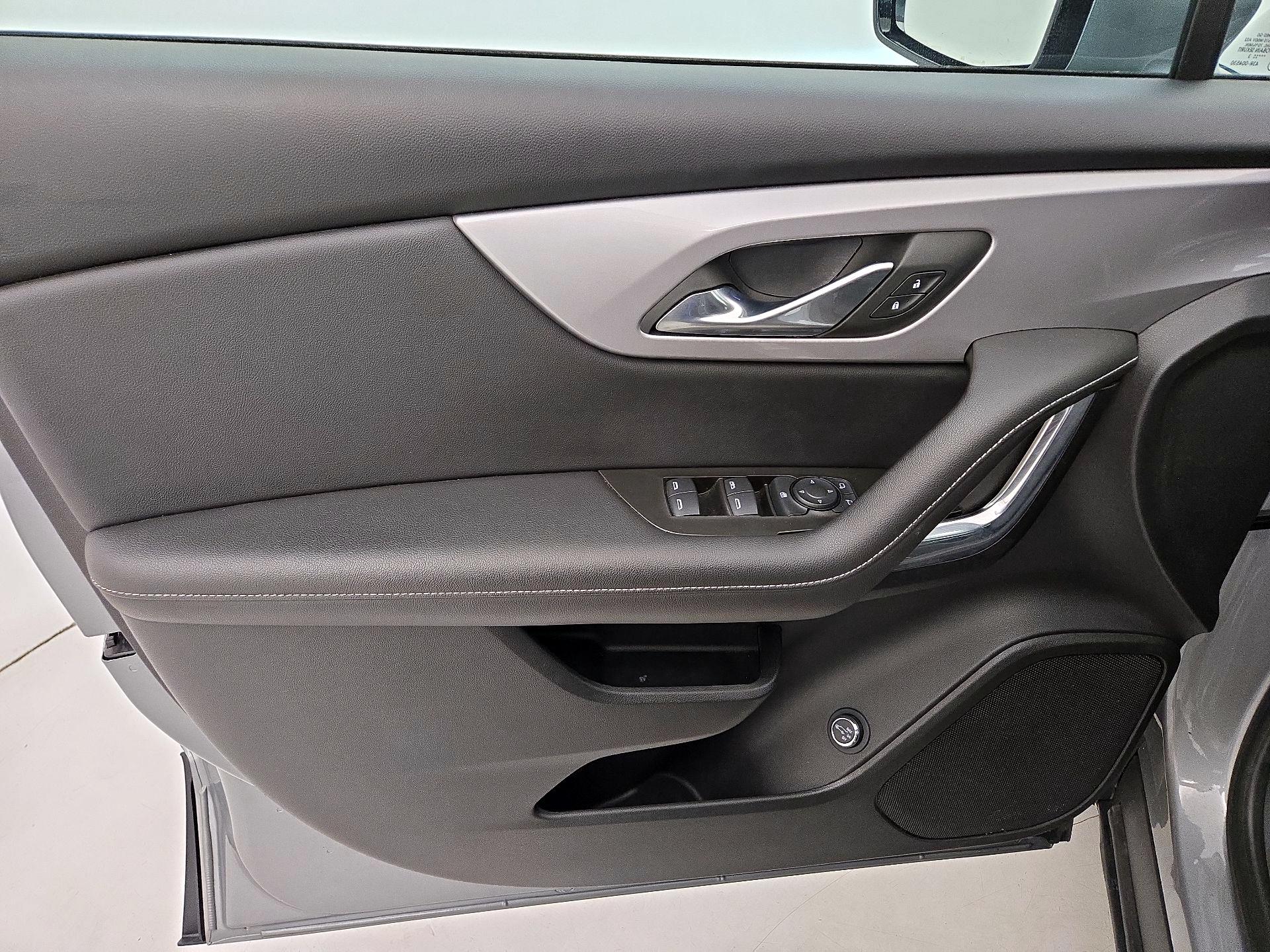 Thumbnail: 2023 Chevrolet Blazer - 12