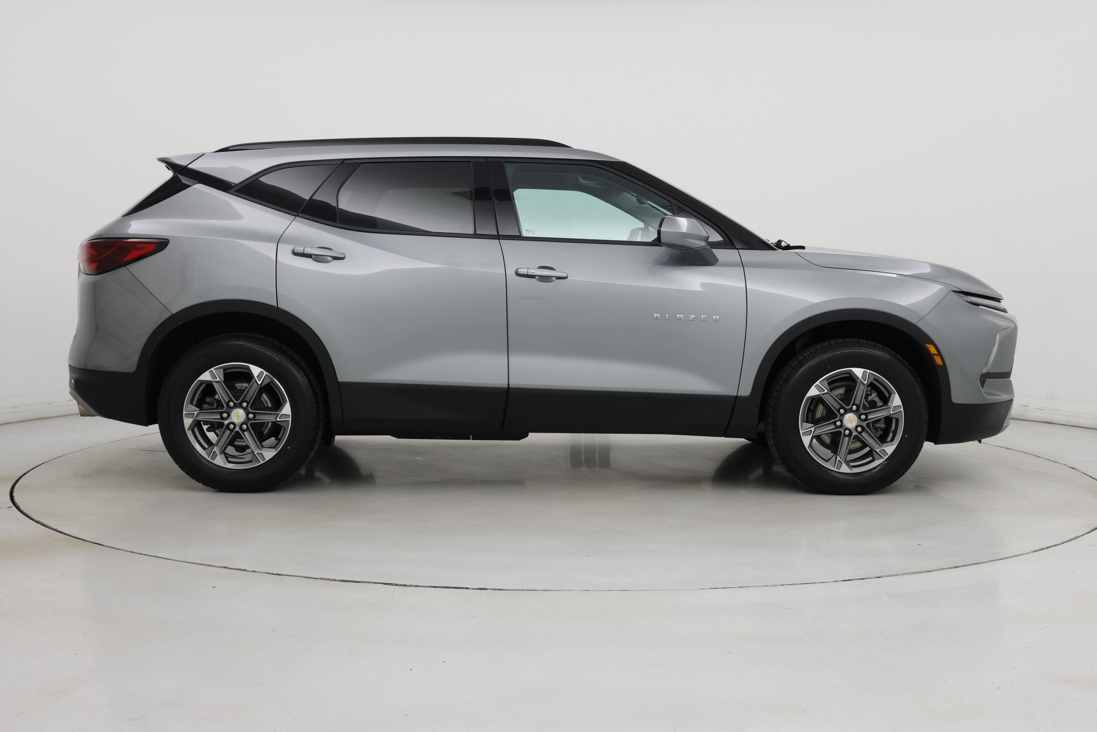 Thumbnail: 2023 Chevrolet Blazer - 7