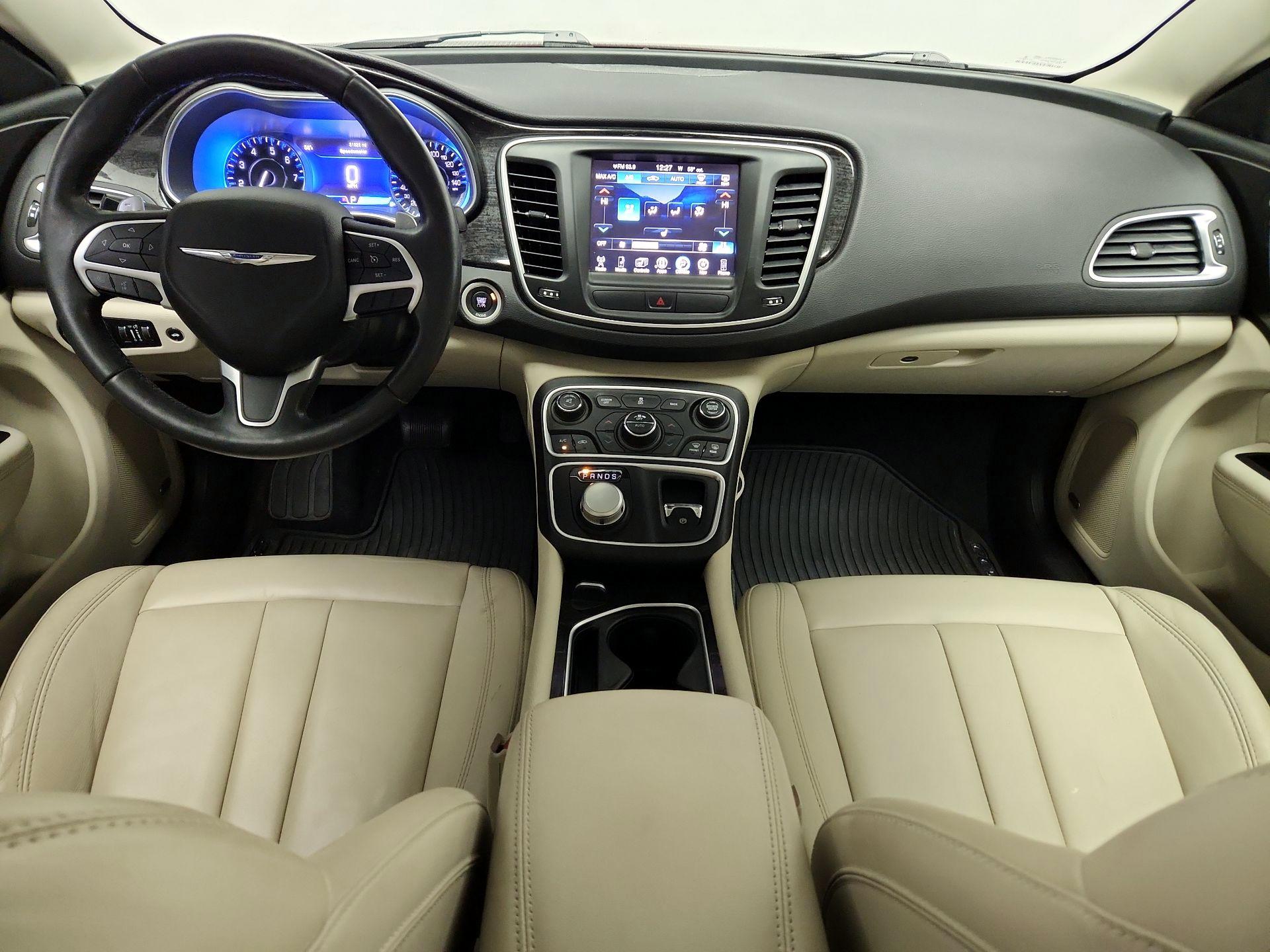 Thumbnail: 2015 Chrysler 200 - 9