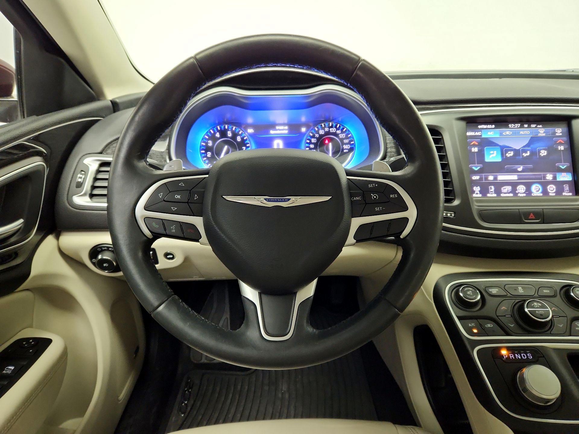 Thumbnail: 2015 Chrysler 200 - 10