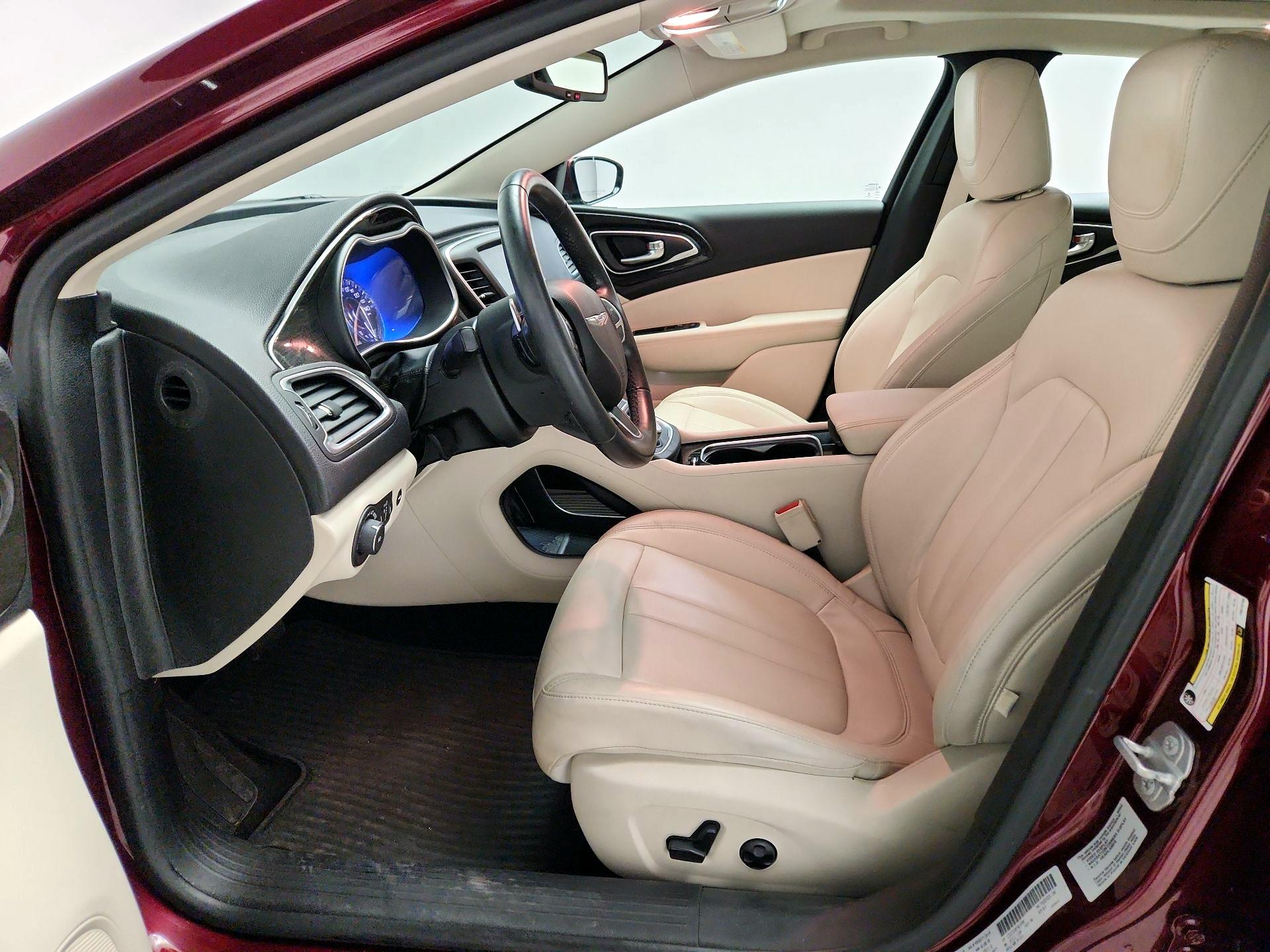 Thumbnail: 2015 Chrysler 200 - 11