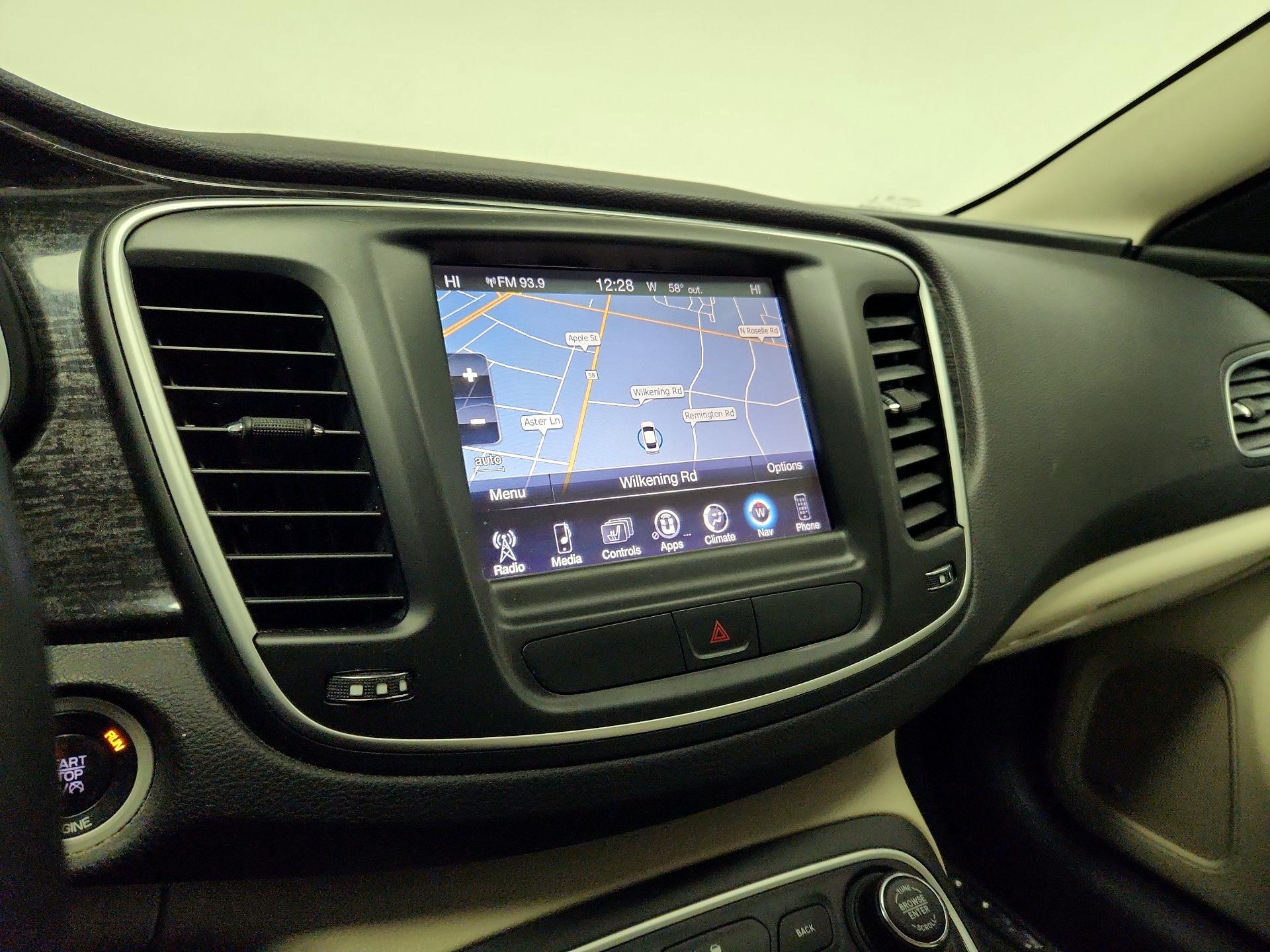 Thumbnail: 2015 Chrysler 200 - 14