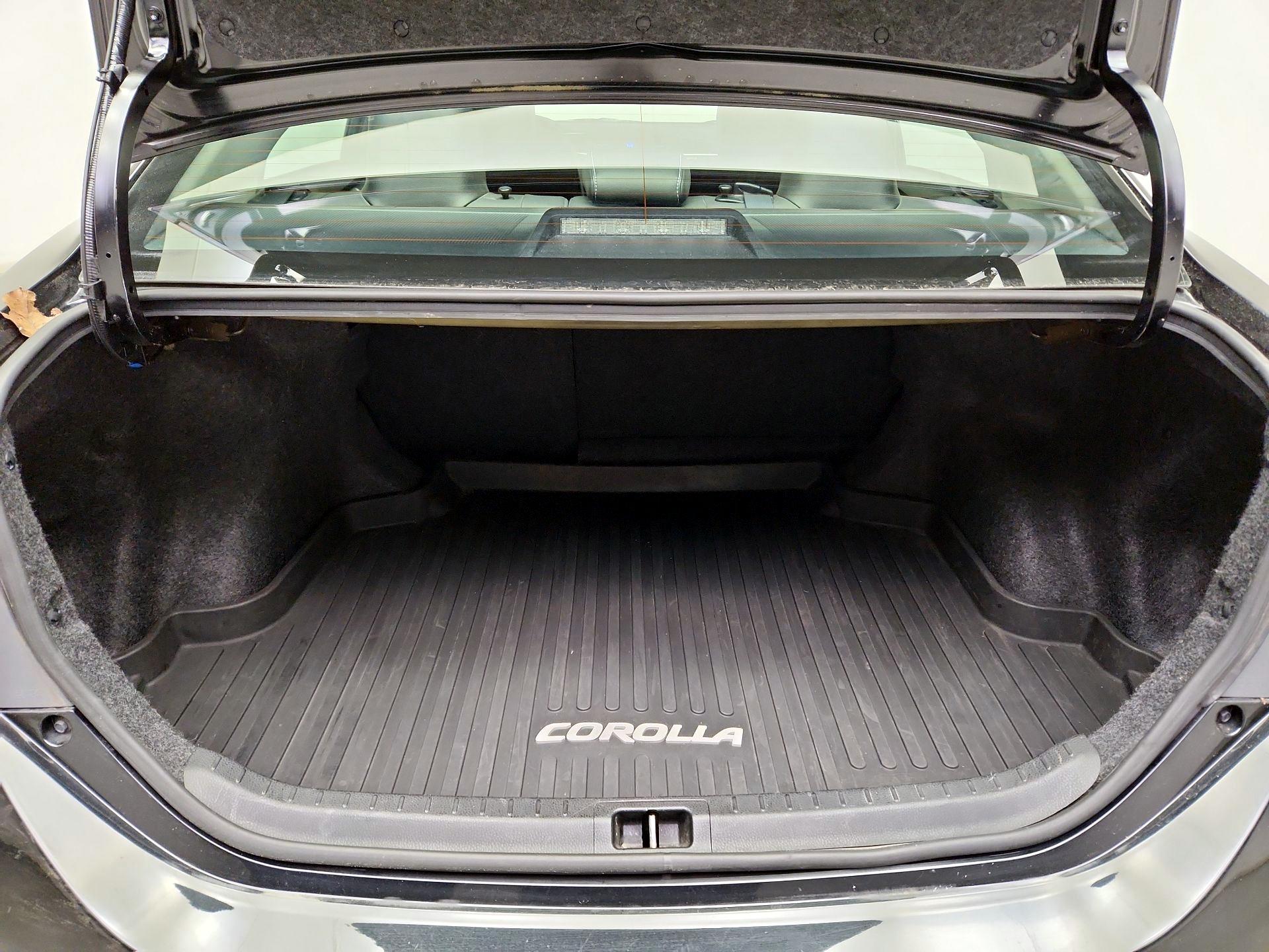 Thumbnail: 2014 Toyota Corolla - 20