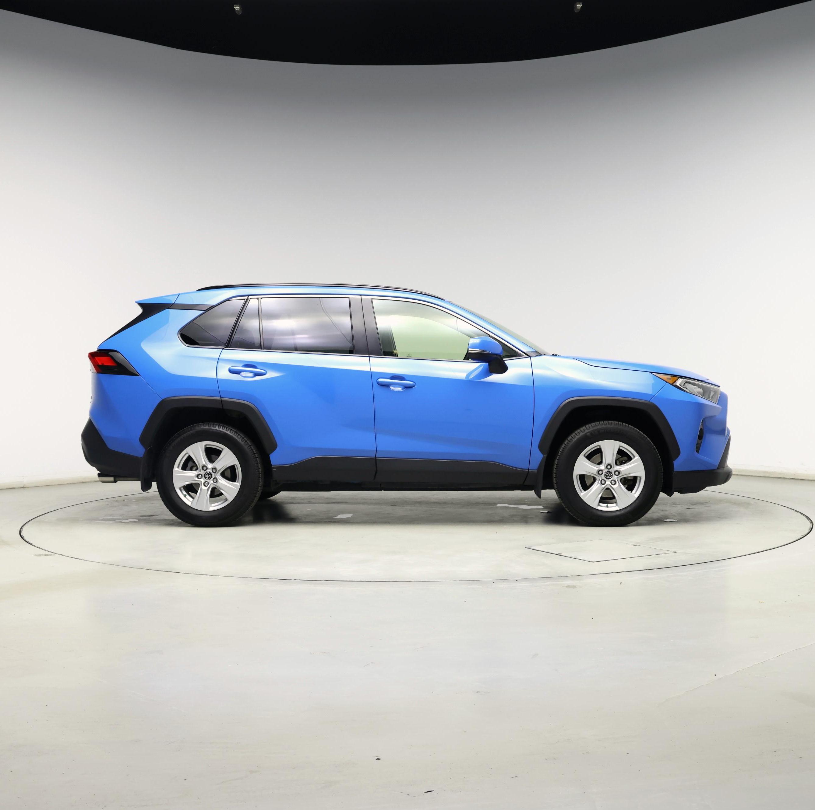 Thumbnail: 2019 Toyota RAV4 - 7
