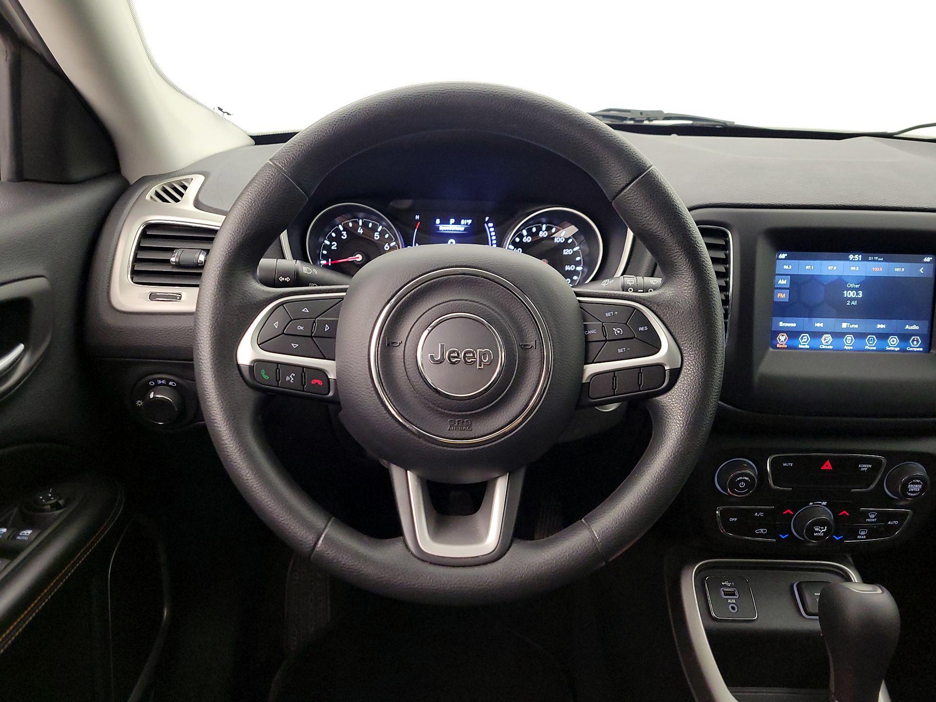 Thumbnail: 2019 Jeep Compass - 10