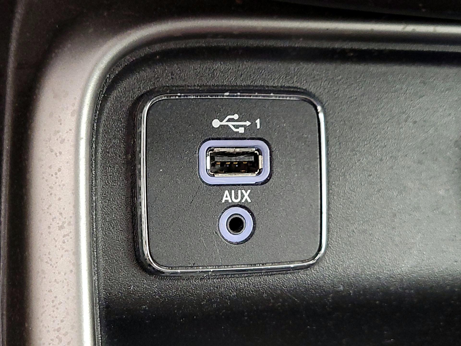 Thumbnail: 2019 Jeep Compass - 18