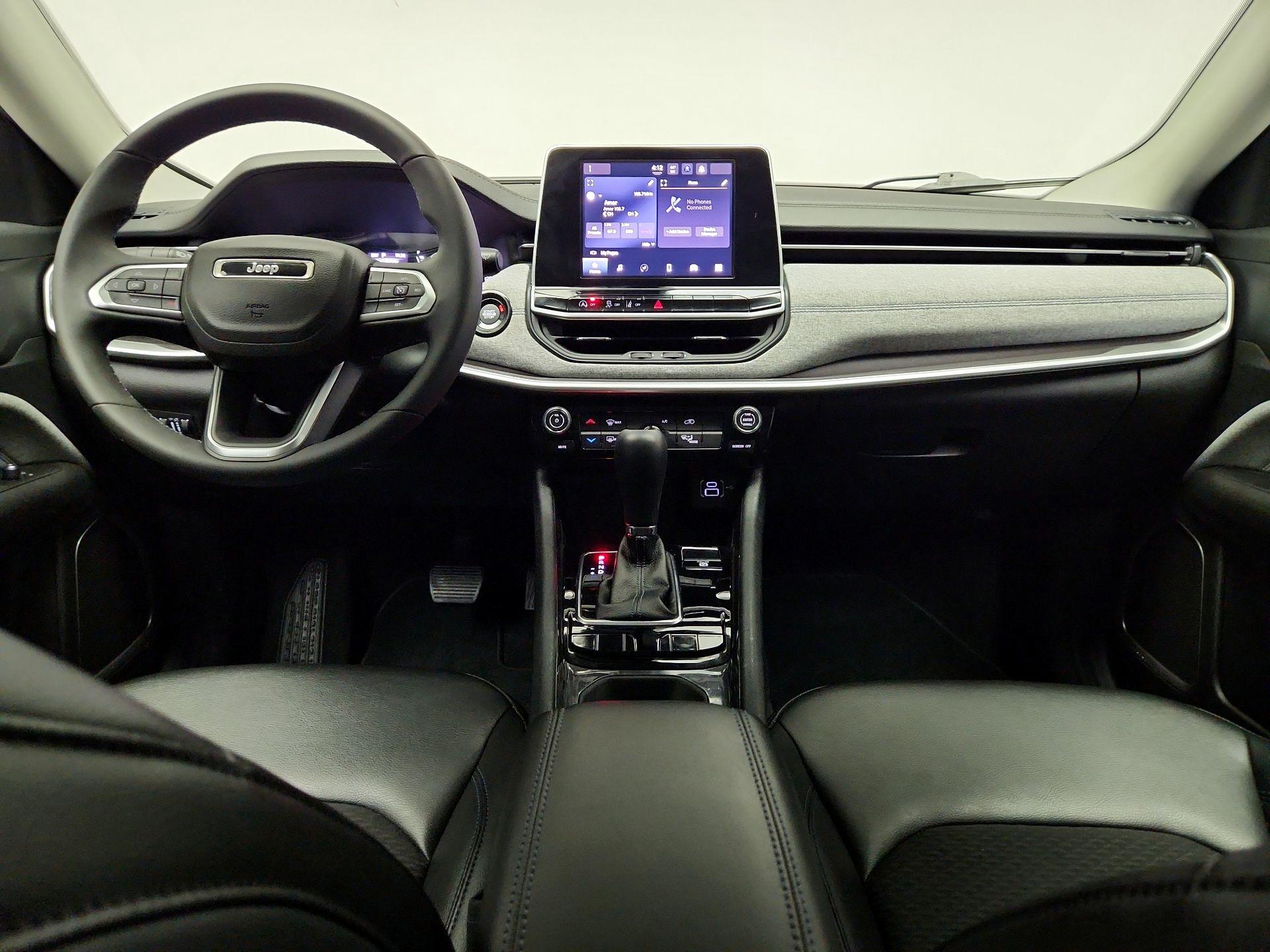 Thumbnail: 2022 Jeep Compass - 9