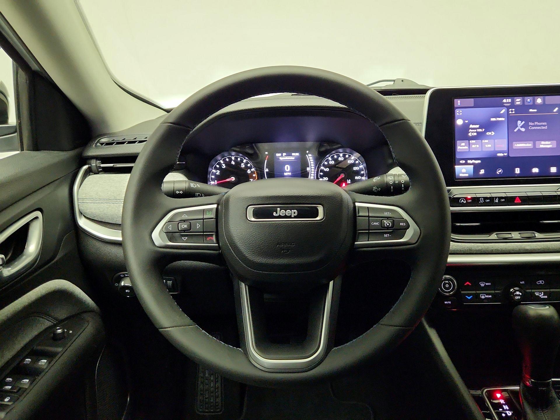 Thumbnail: 2022 Jeep Compass - 10