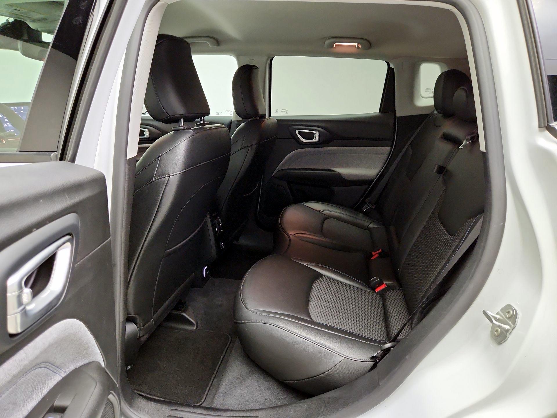 Thumbnail: 2022 Jeep Compass - 19