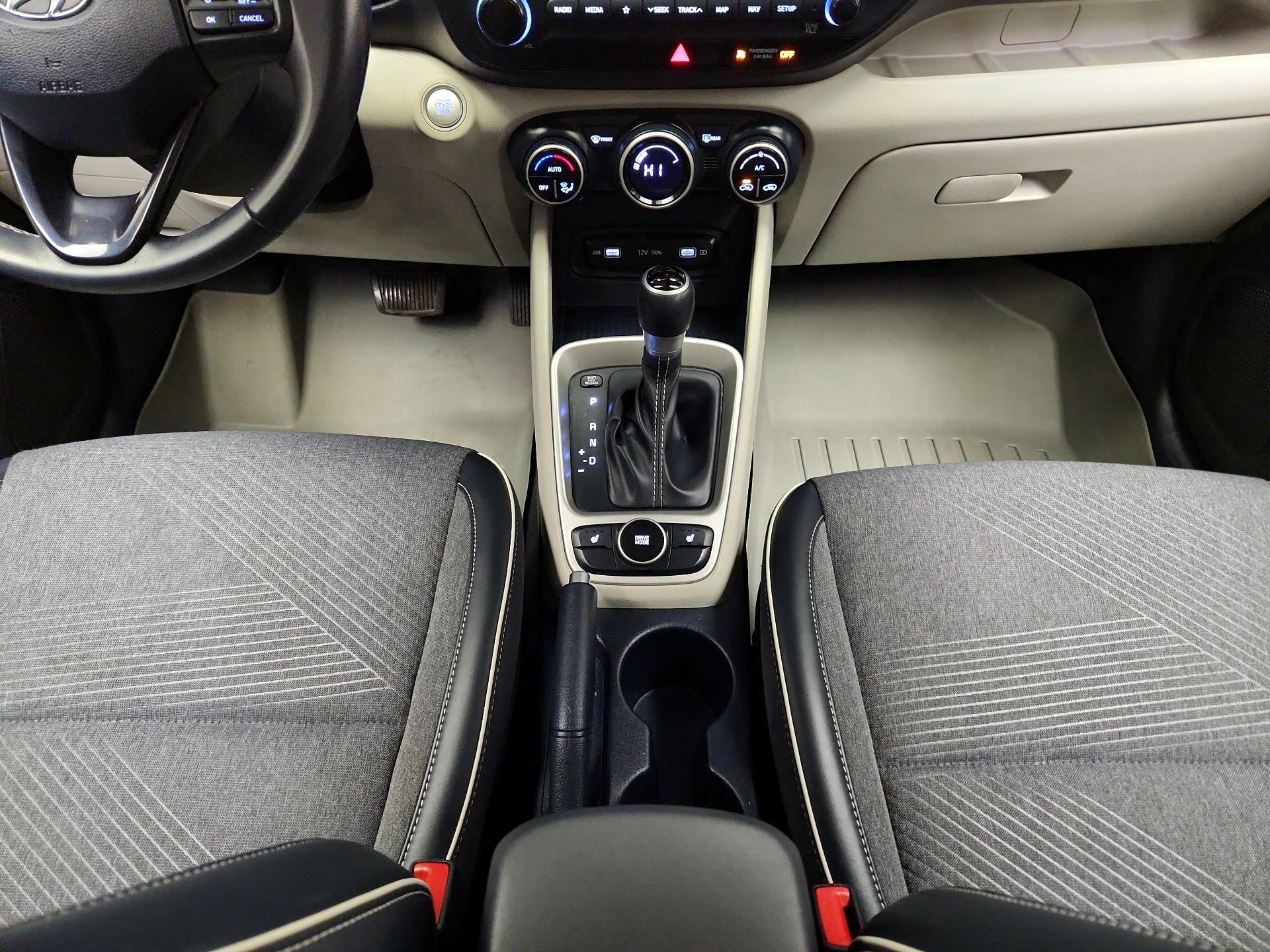 Thumbnail: 2022 Hyundai Venue - 18