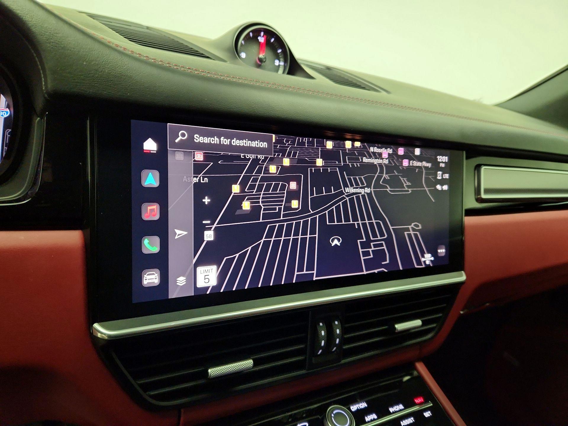 Thumbnail: 2023 Porsche Cayenne - 14