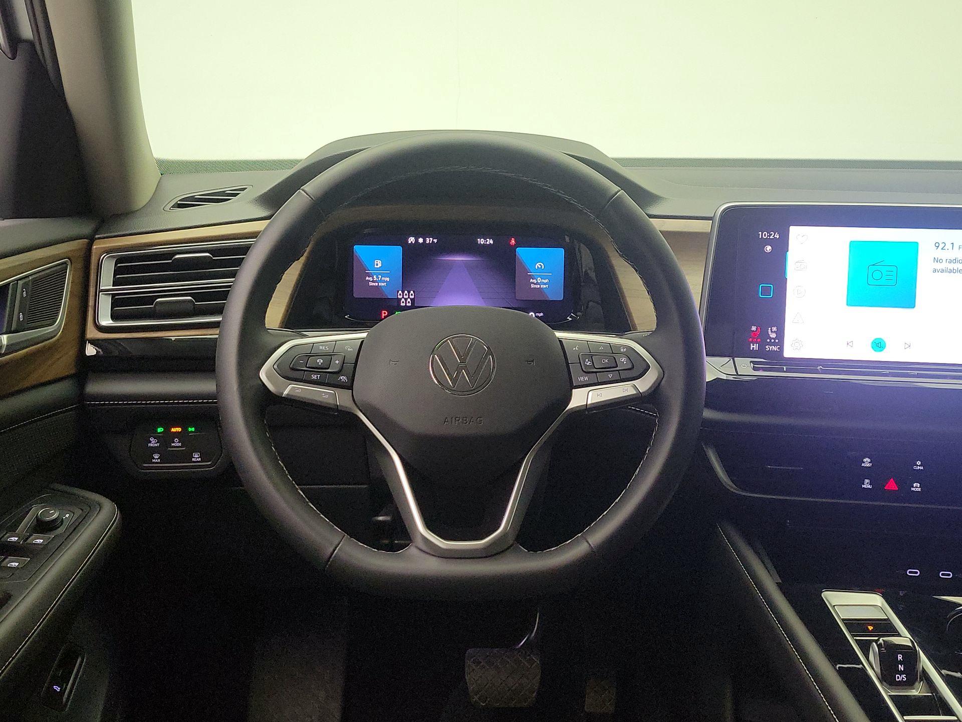 Thumbnail: 2025 Volkswagen Atlas - 10