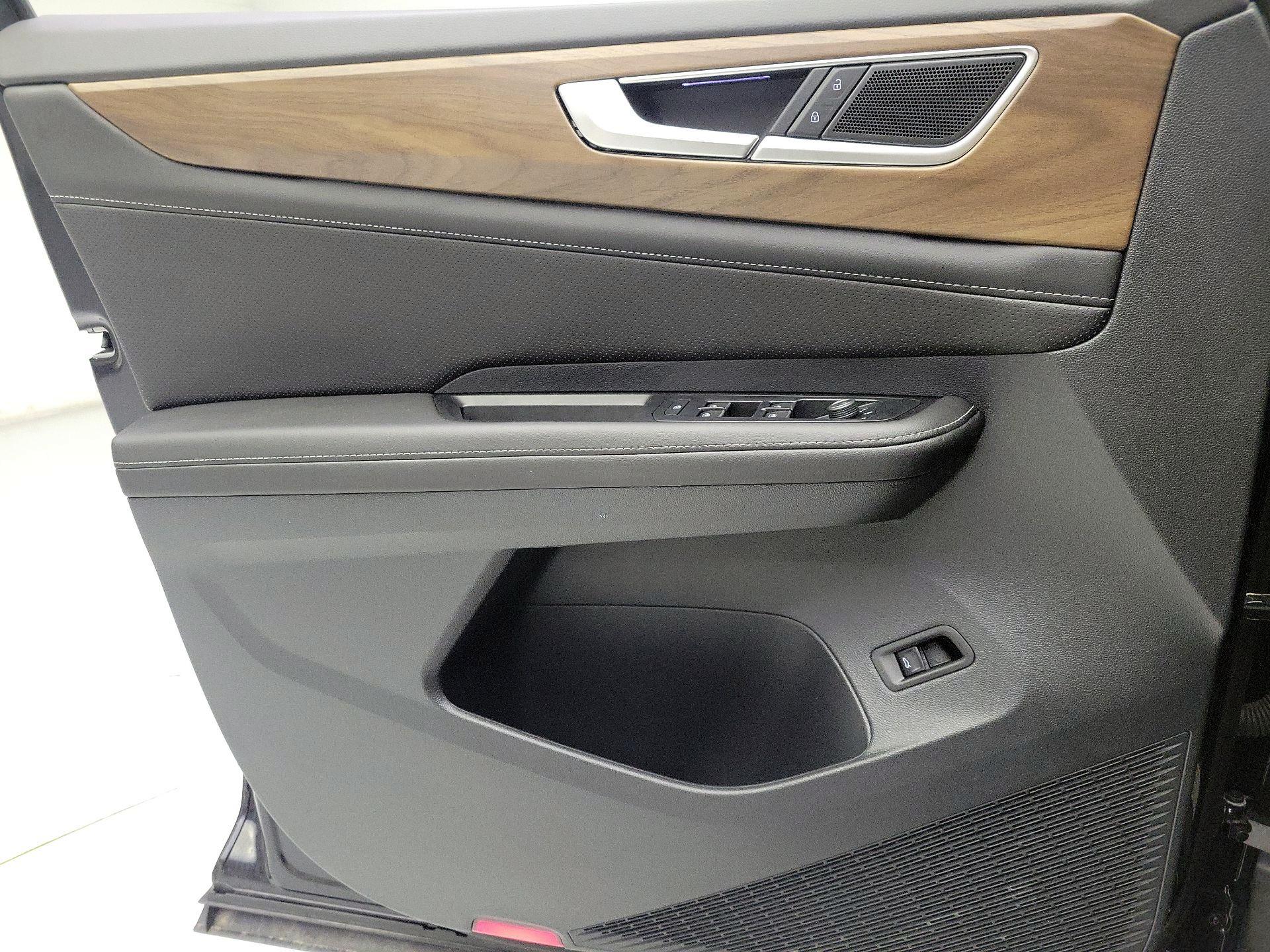 Thumbnail: 2025 Volkswagen Atlas - 12