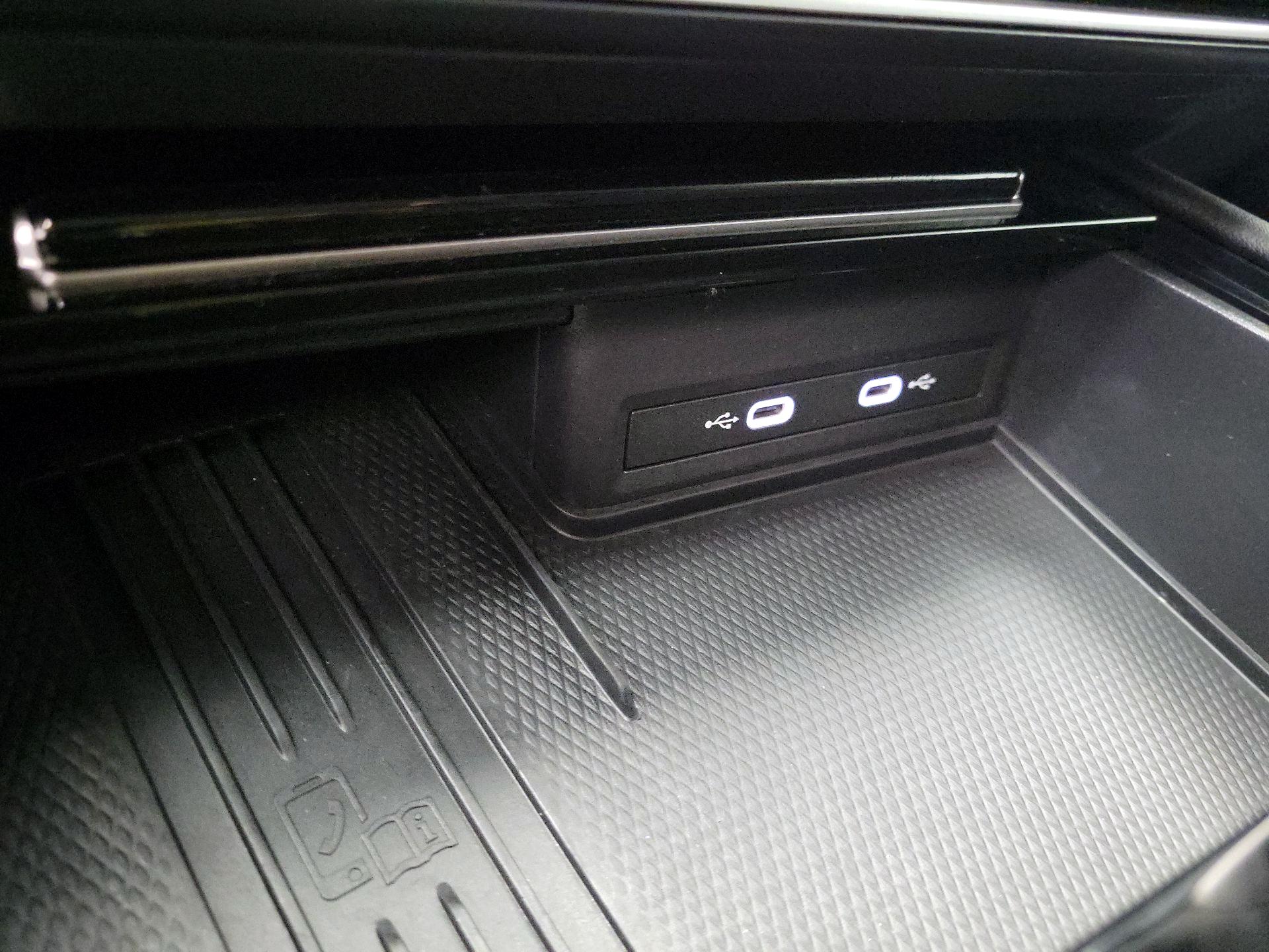 Thumbnail: 2025 Volkswagen Atlas - 18