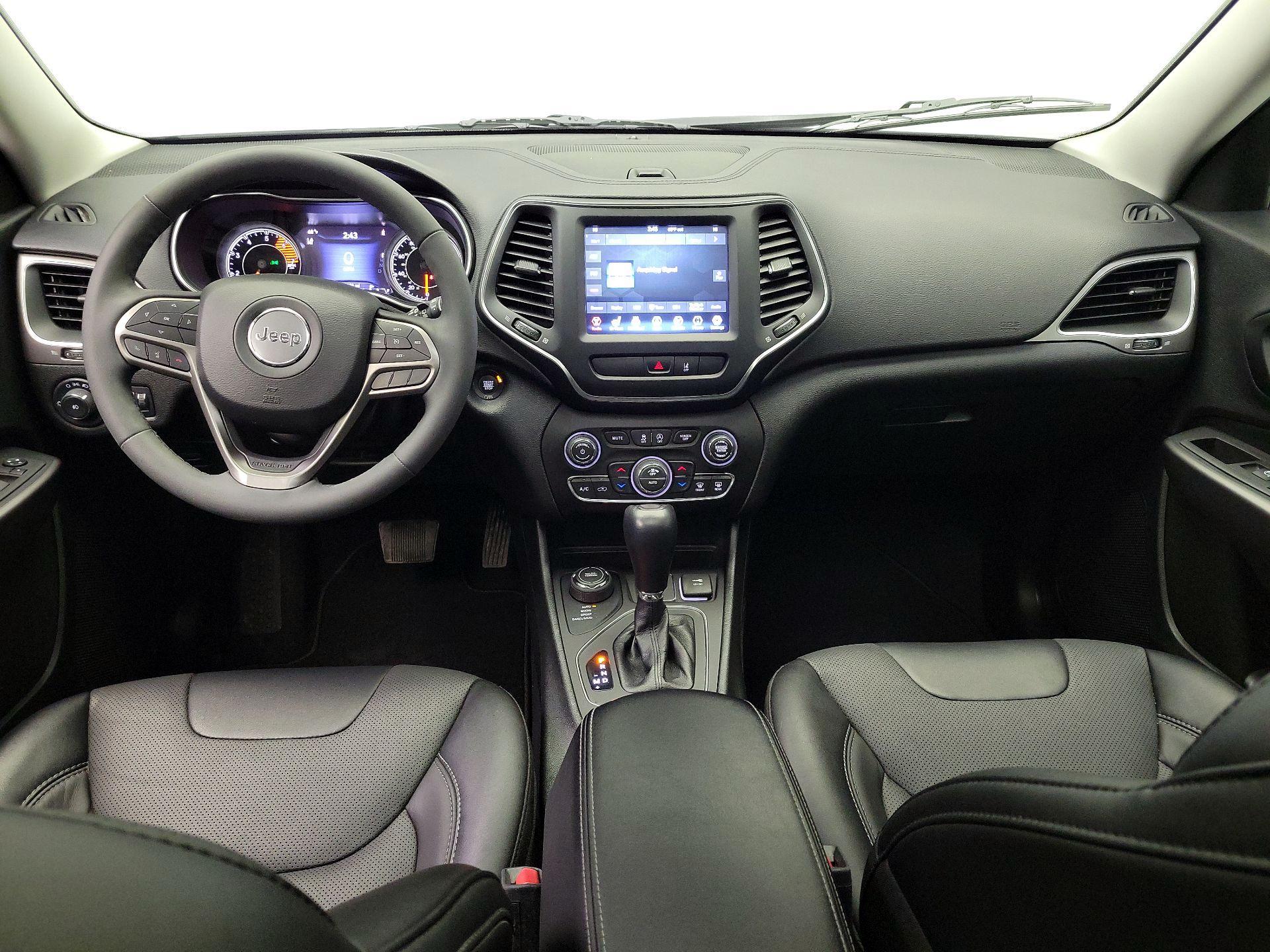 Thumbnail: 2022 Jeep Cherokee - 9