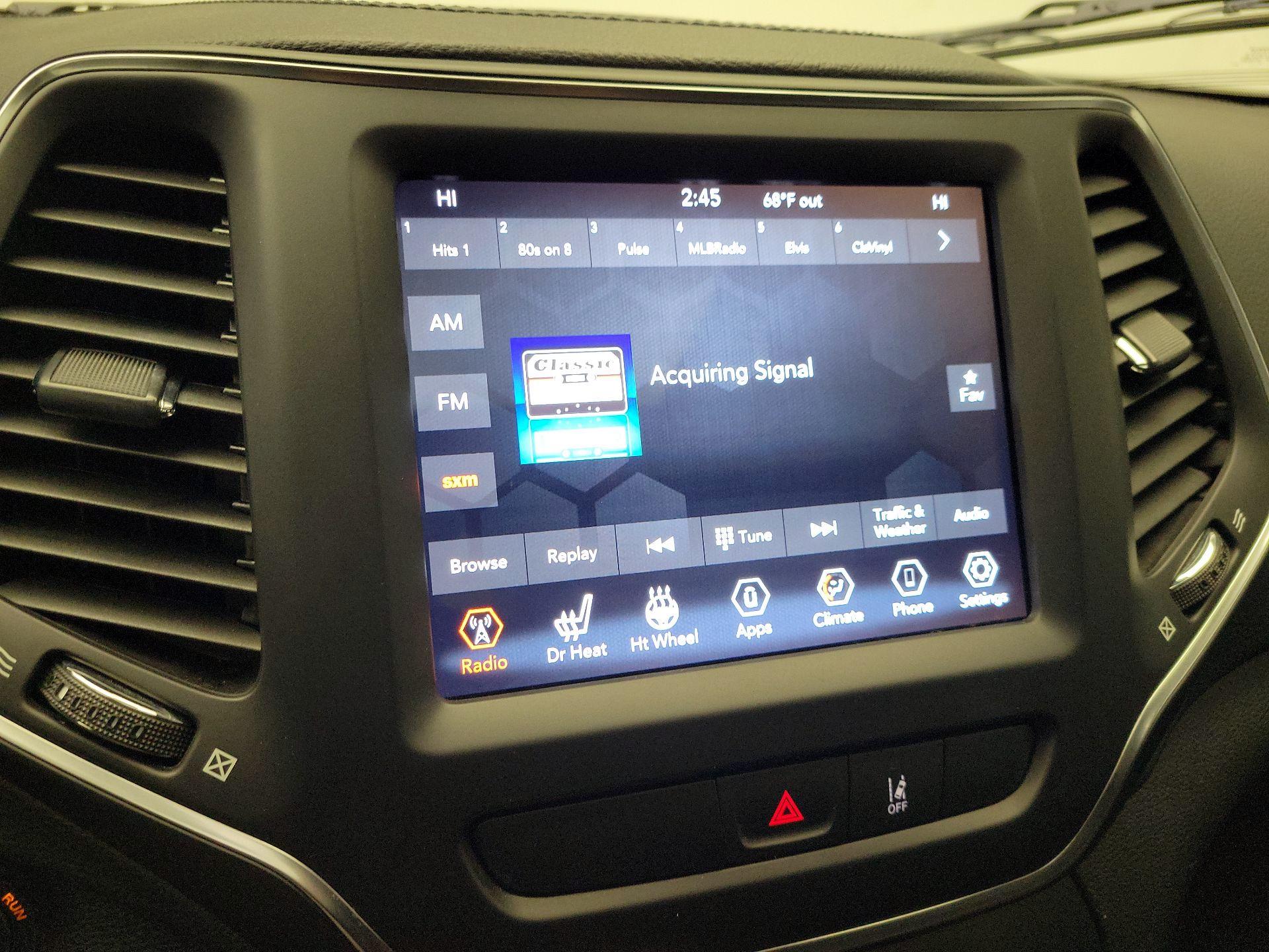 Thumbnail: 2022 Jeep Cherokee - 15