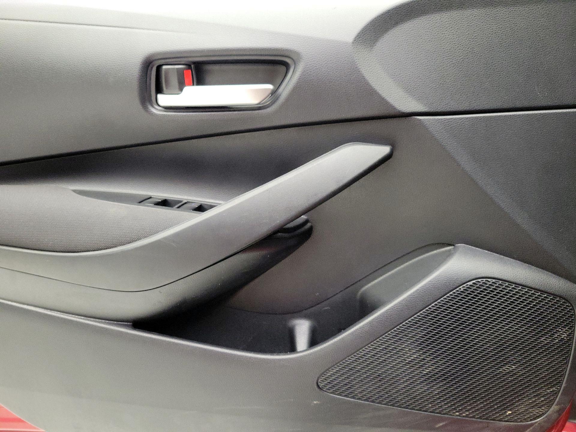 Thumbnail: 2021 Toyota Corolla - 12