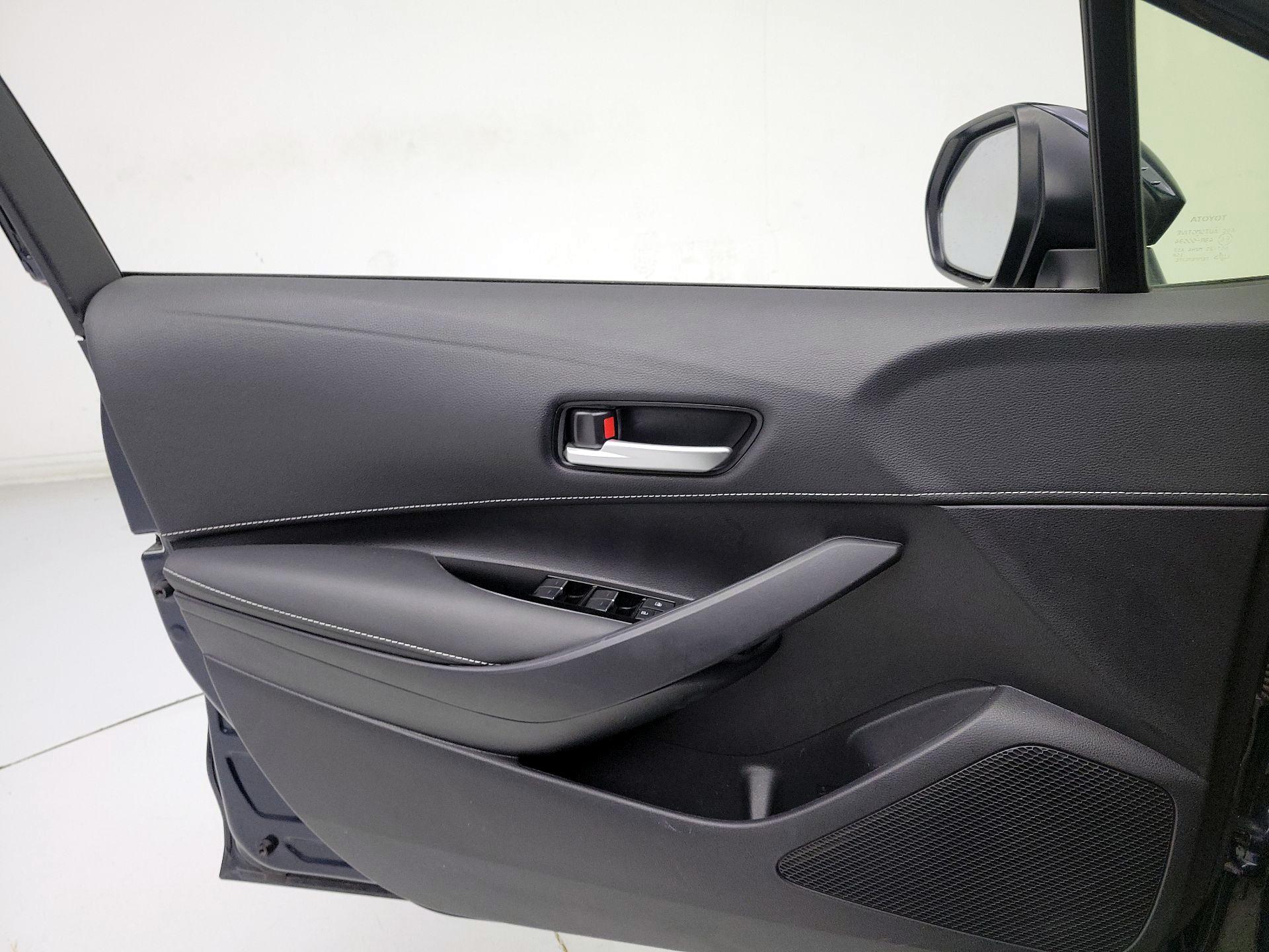 Thumbnail: 2022 Toyota Corolla - 12