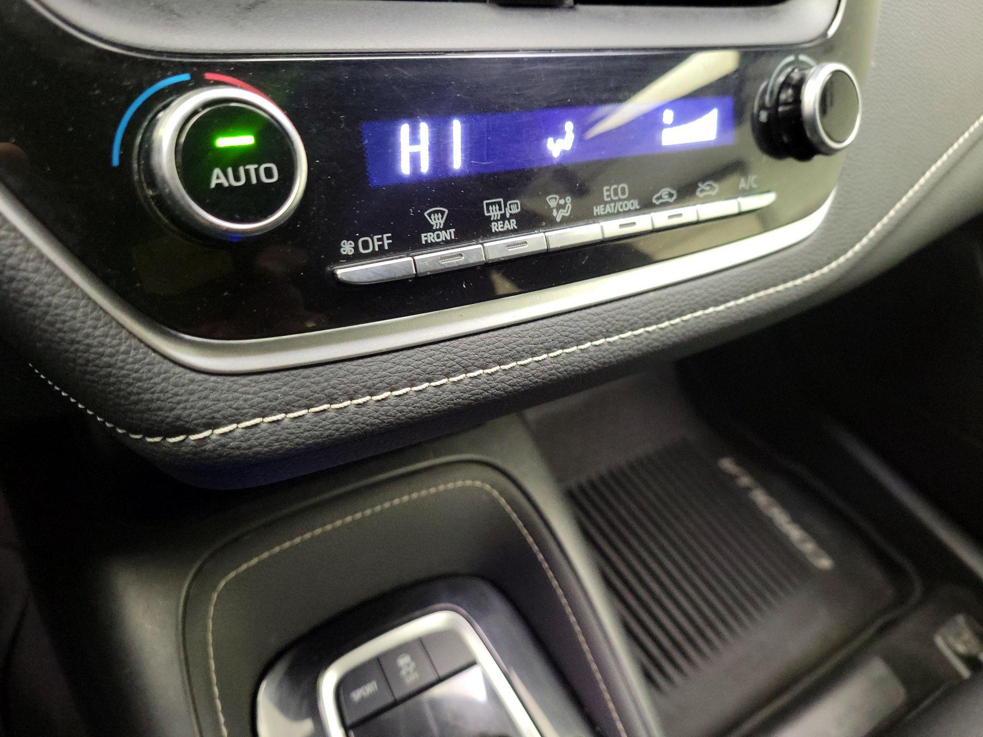 Thumbnail: 2022 Toyota Corolla - 16