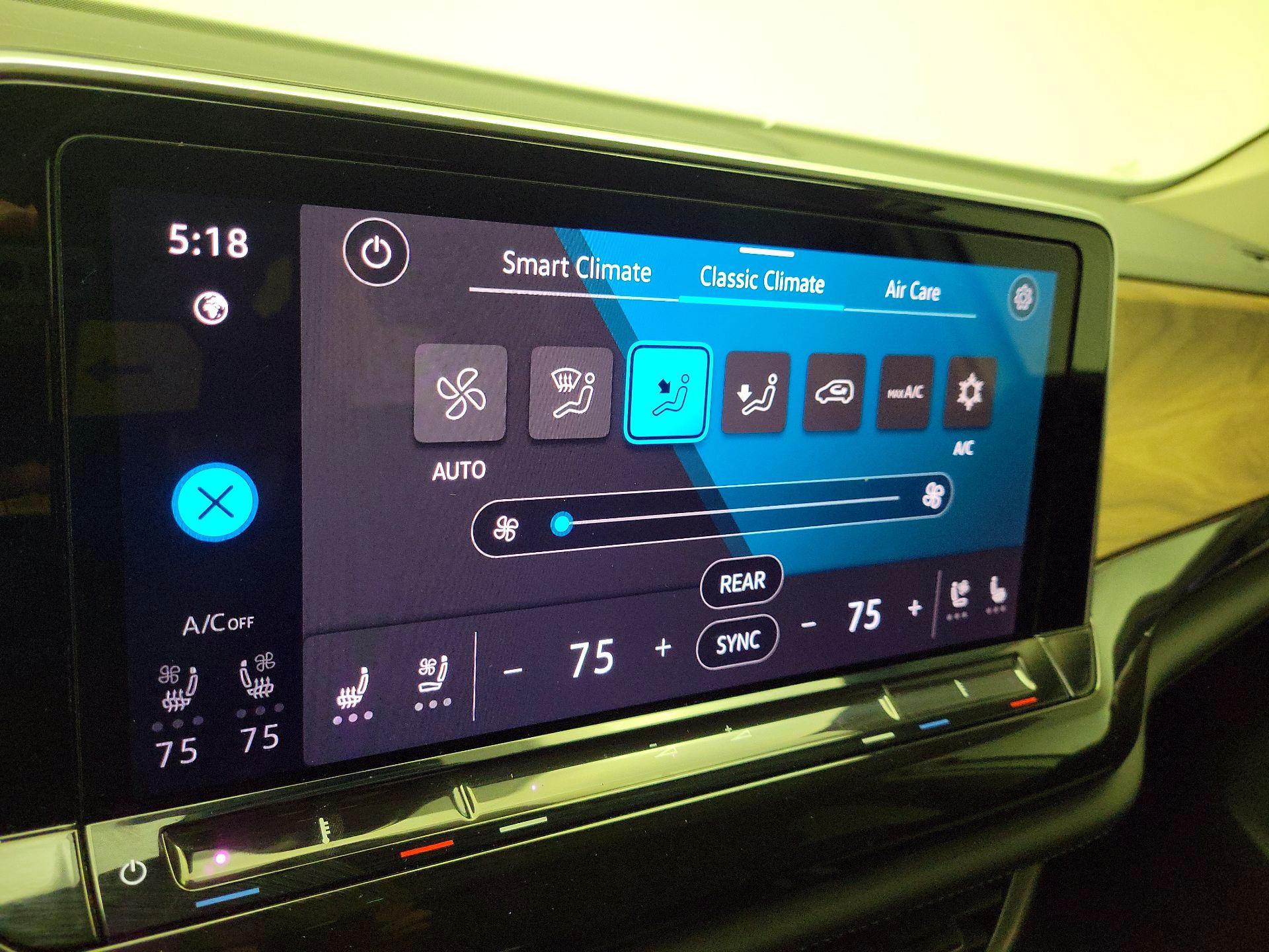 Thumbnail: 2025 Volkswagen Atlas - 16