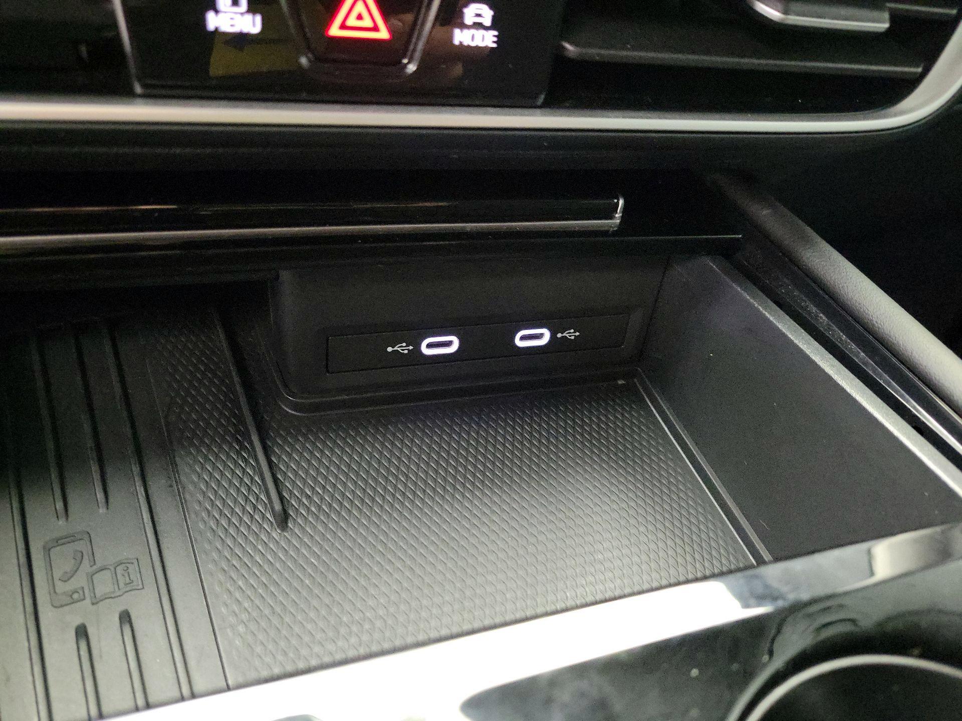 Thumbnail: 2025 Volkswagen Atlas - 18