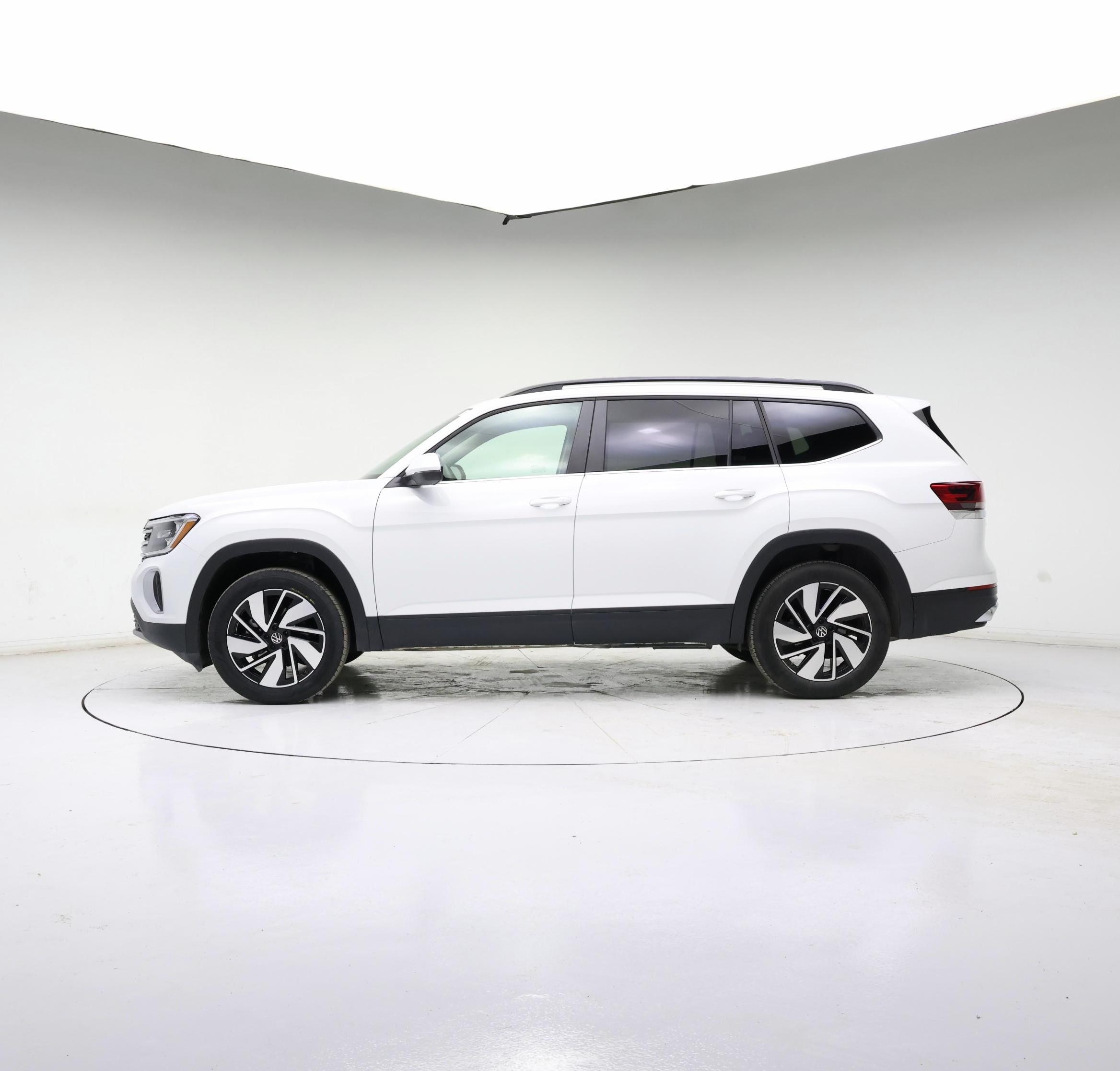 Thumbnail: 2025 Volkswagen Atlas - 3