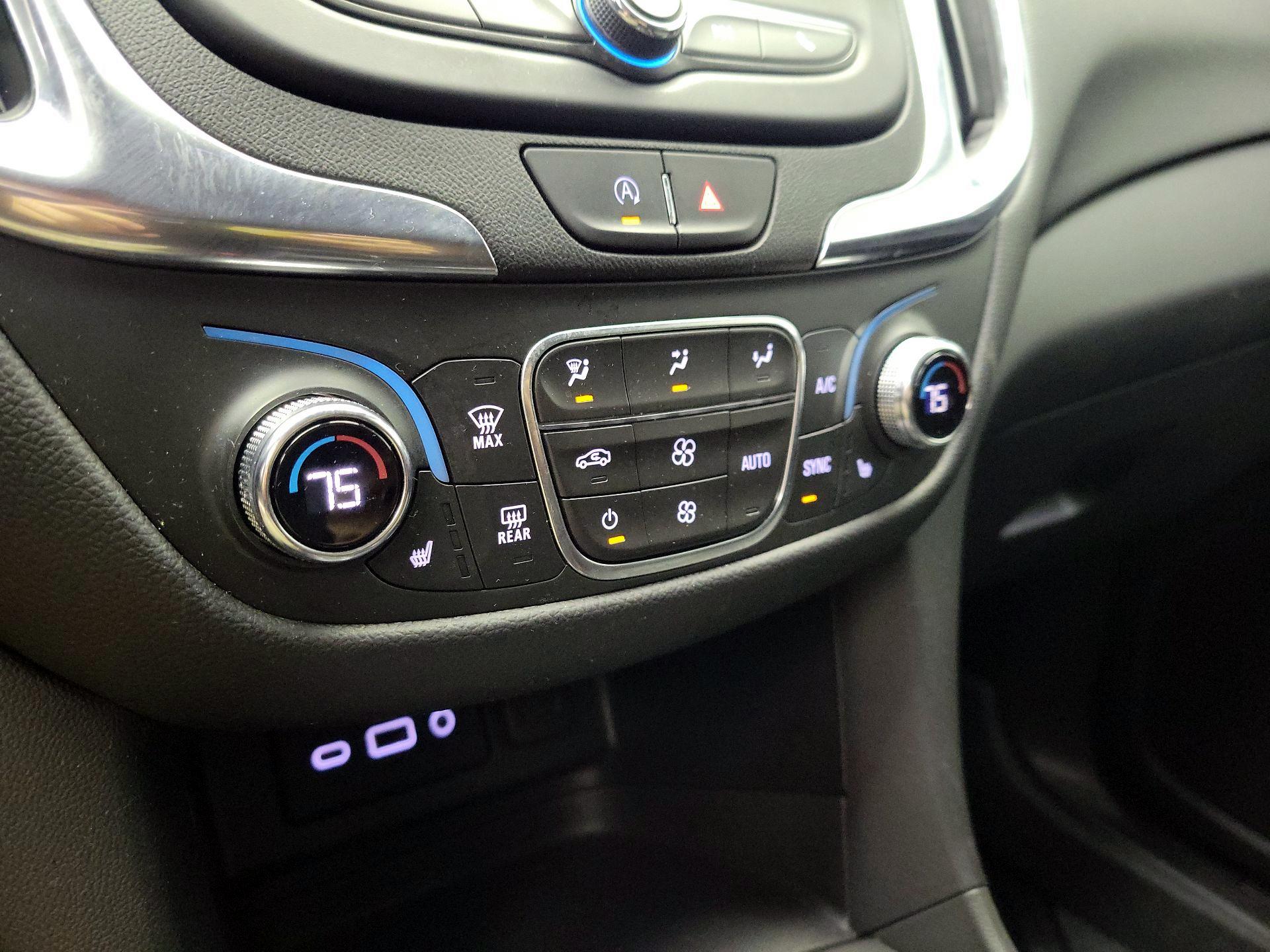 Thumbnail: 2022 Chevrolet Equinox - 16