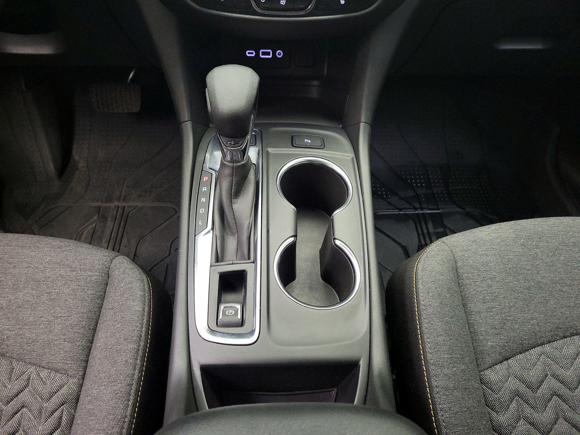 Thumbnail: 2022 Chevrolet Equinox - 17