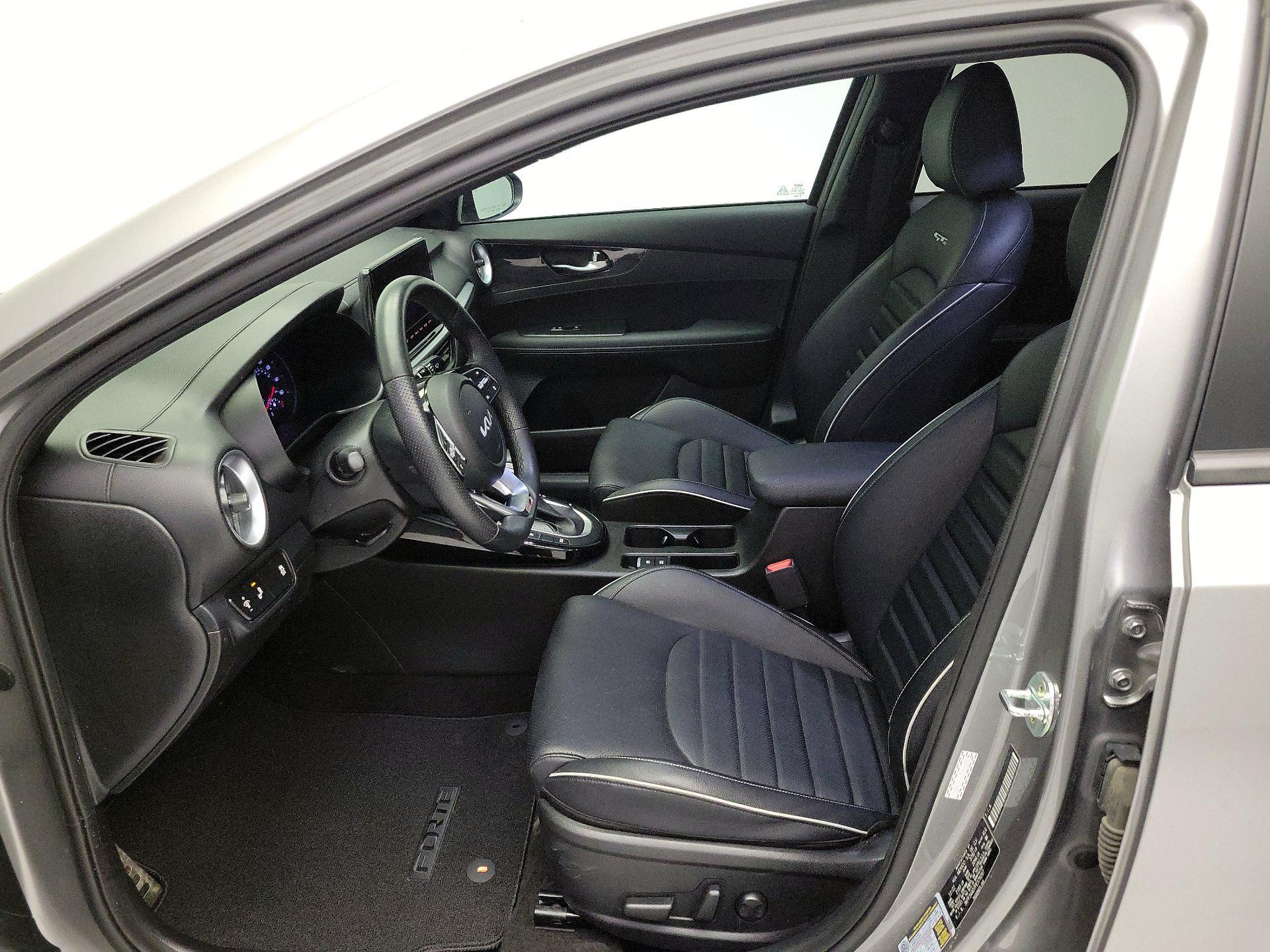 Thumbnail: 2023 Kia Forte - 11