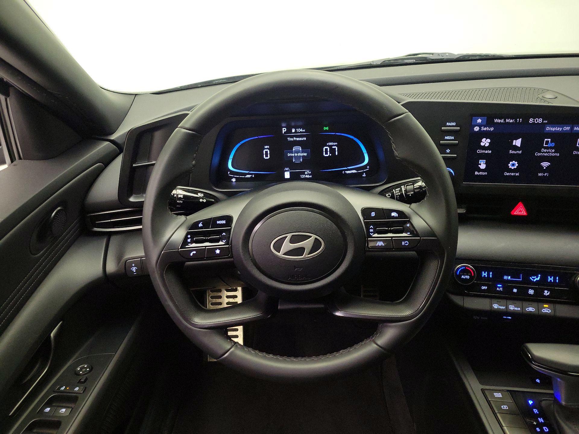 Thumbnail: 2025 Hyundai Elantra - 10