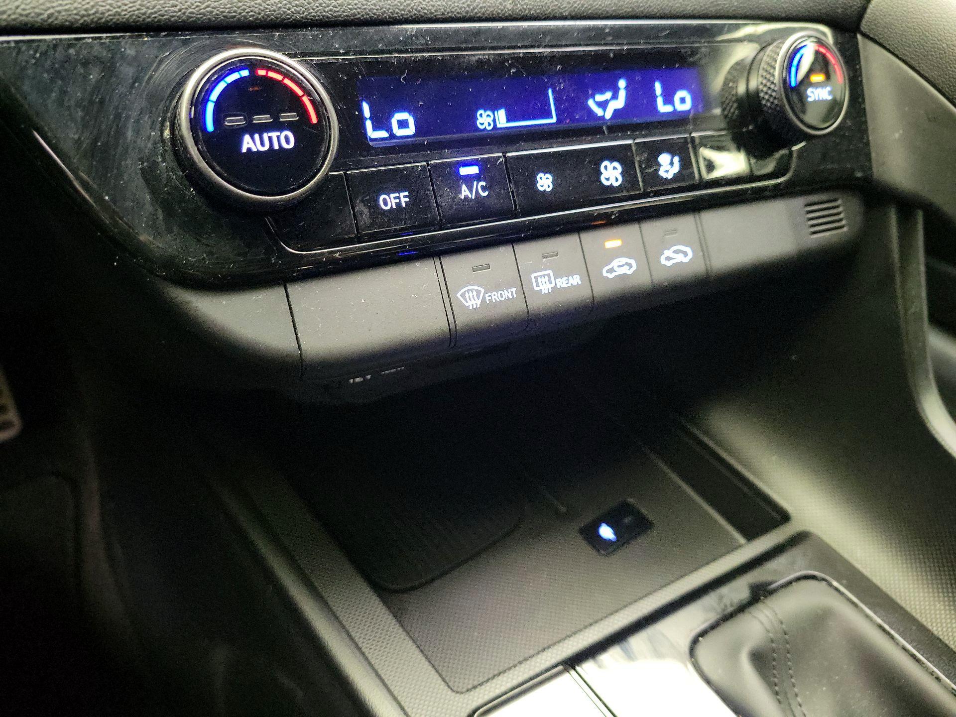 Thumbnail: 2025 Hyundai Elantra - 16