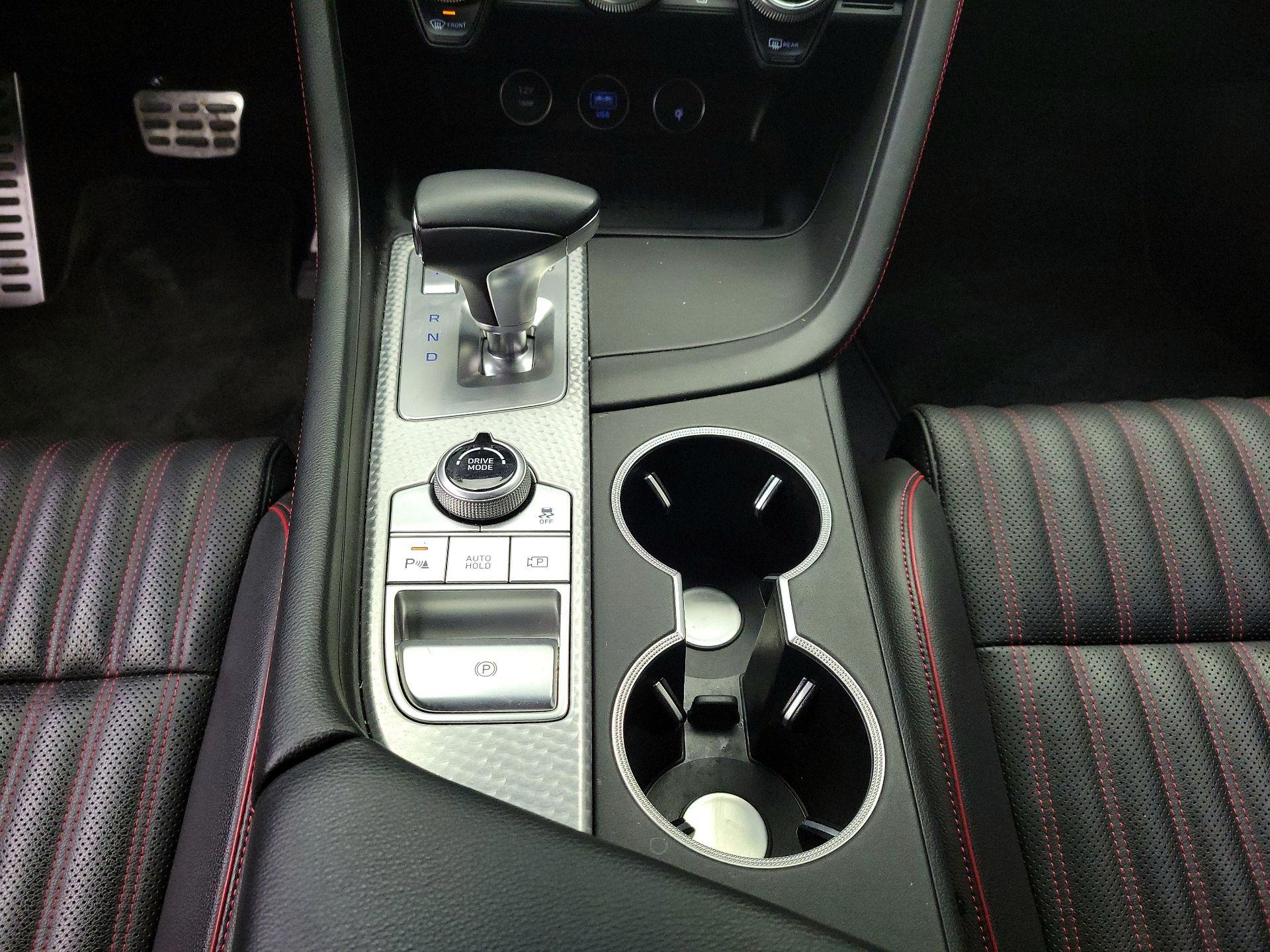 Thumbnail: 2023 Genesis G70 - 17