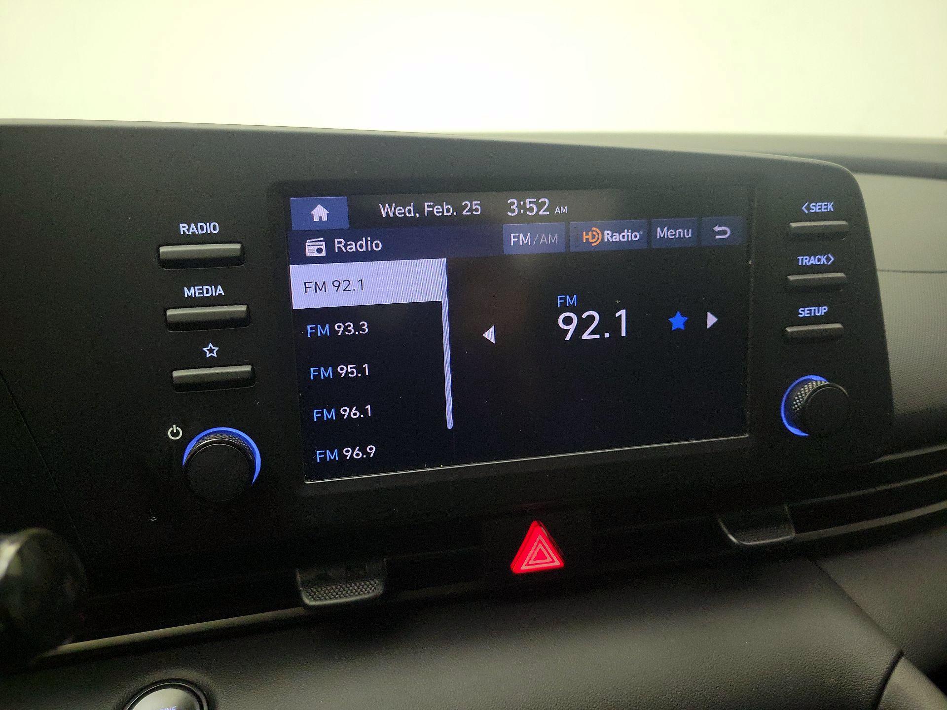 Thumbnail: 2025 Hyundai Elantra - 15